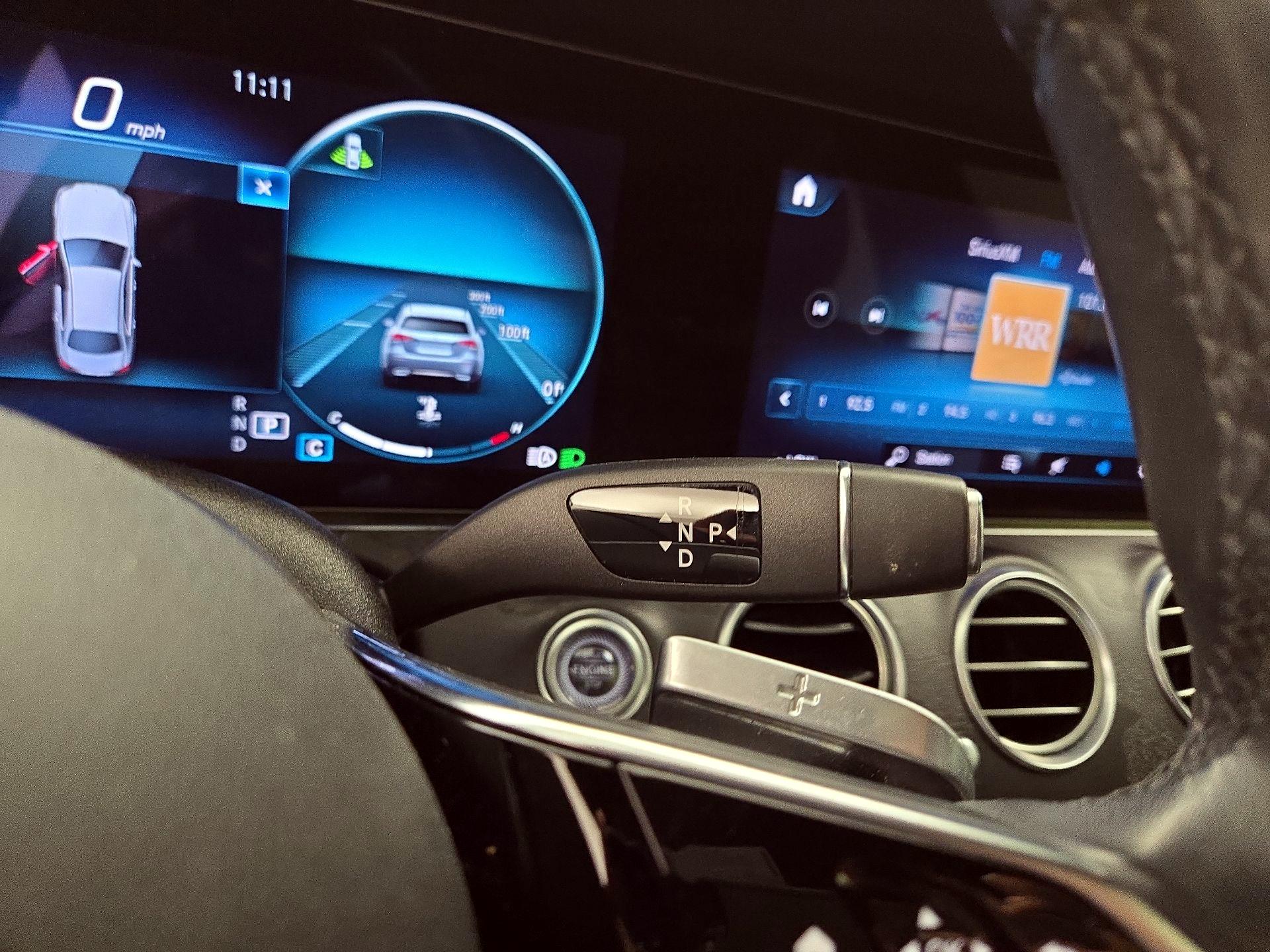 Thumbnail: 2022 Mercedes-Benz E-Class - 18