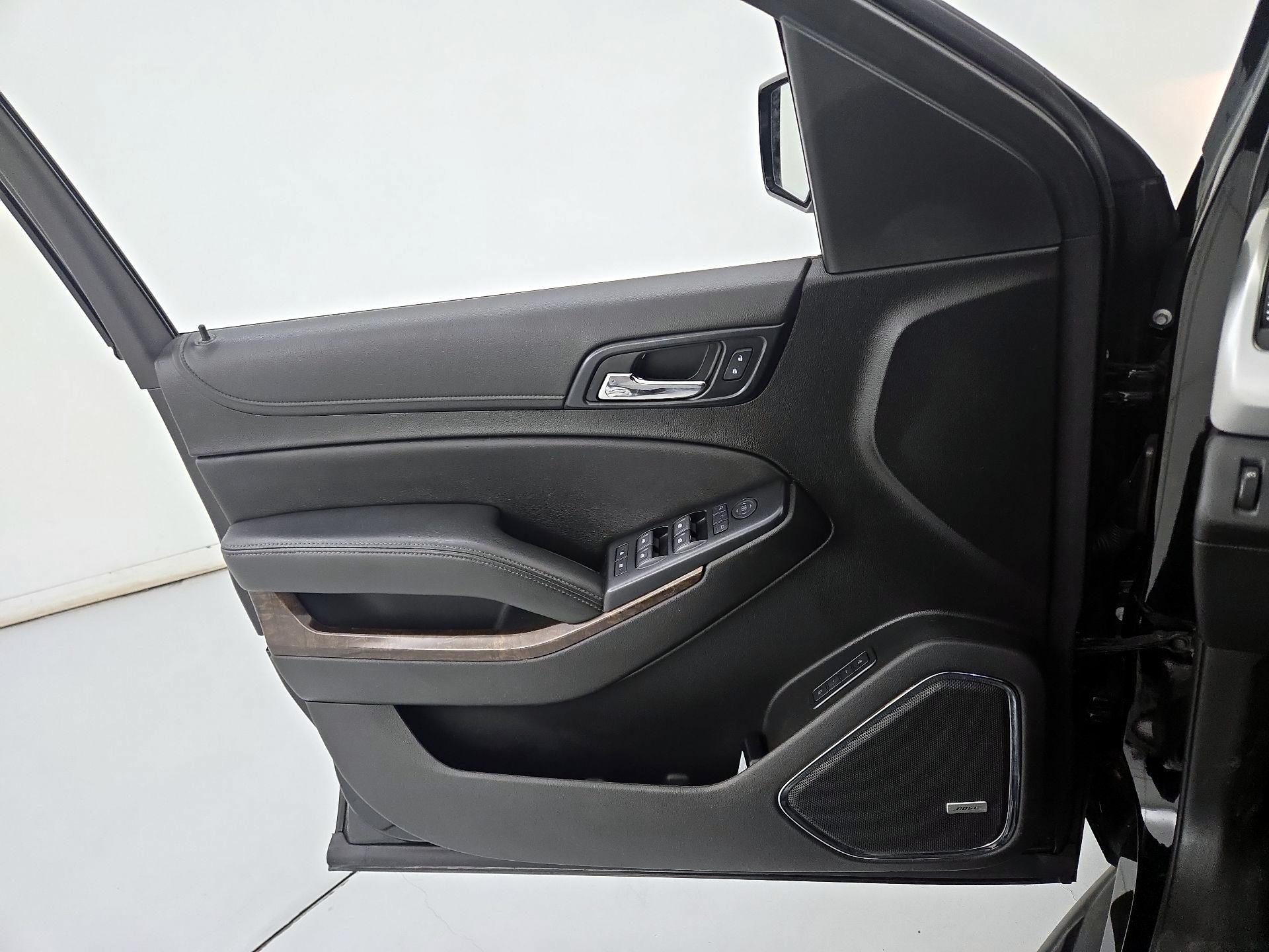 Thumbnail: 2020 Chevrolet Tahoe - 12