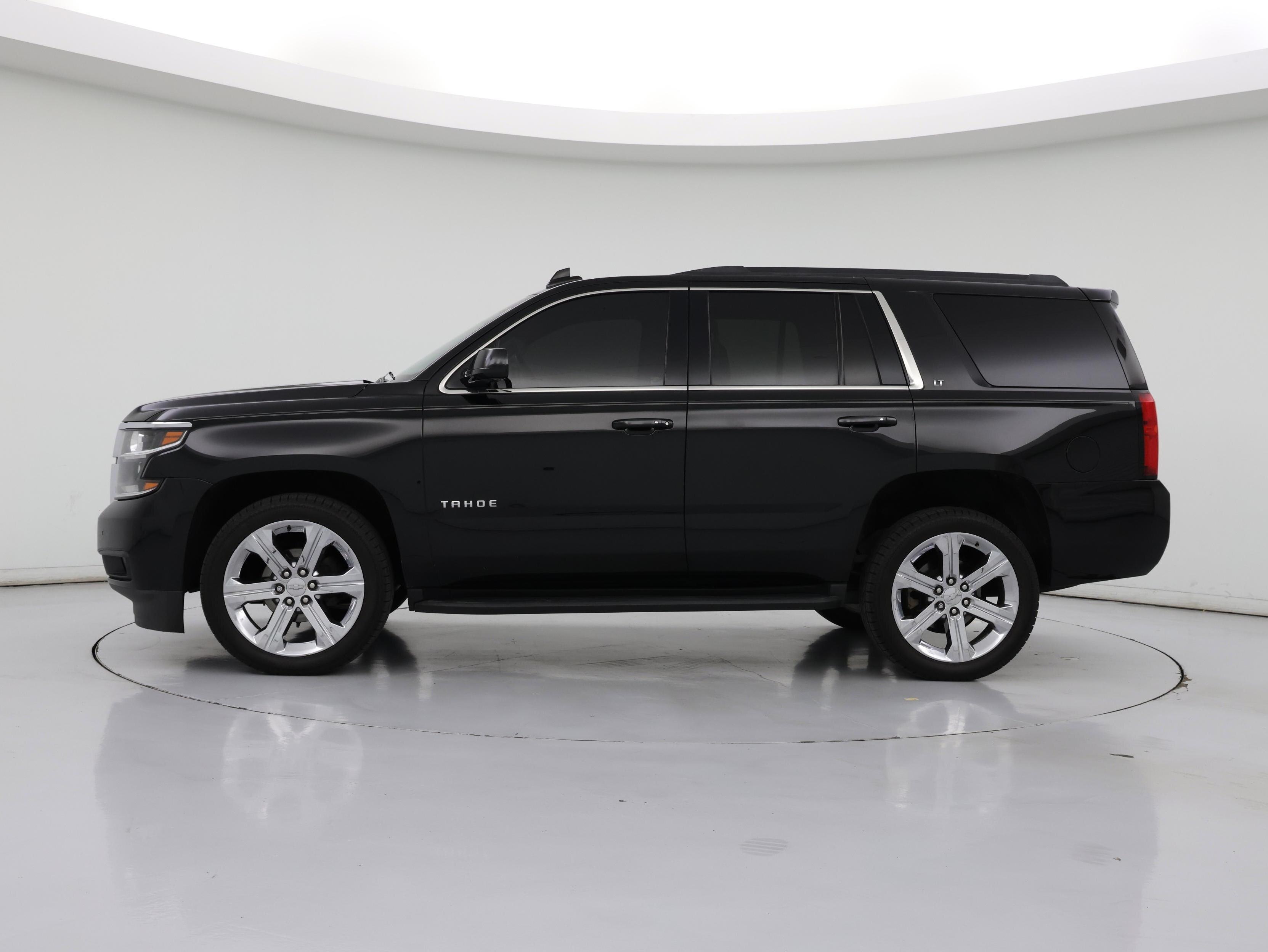 Thumbnail: 2020 Chevrolet Tahoe - 3