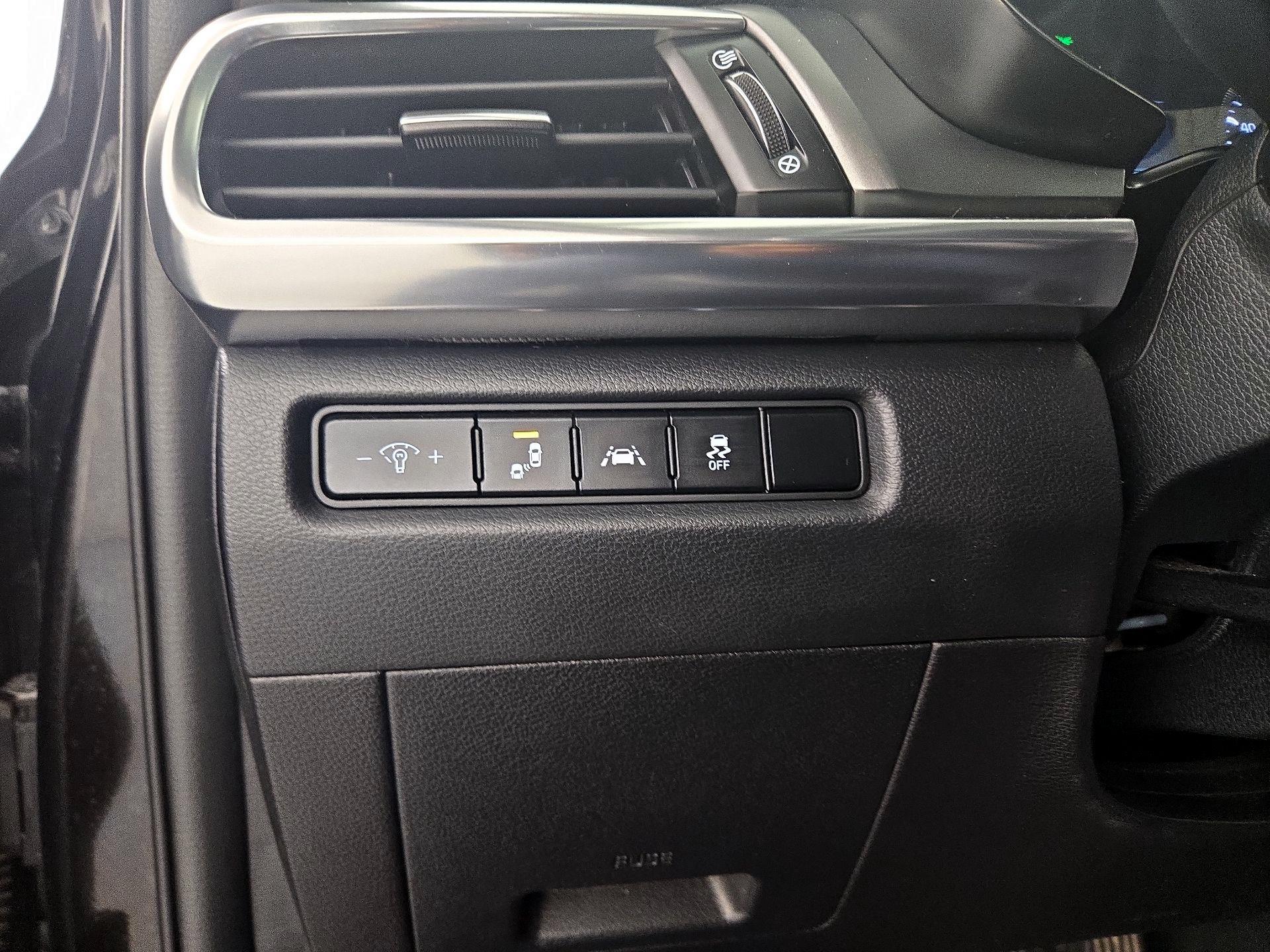 Thumbnail: 2022 Kia Telluride - 13