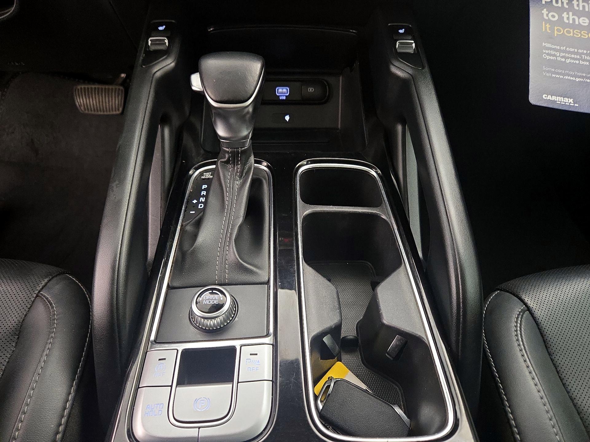 Thumbnail: 2022 Kia Telluride - 18