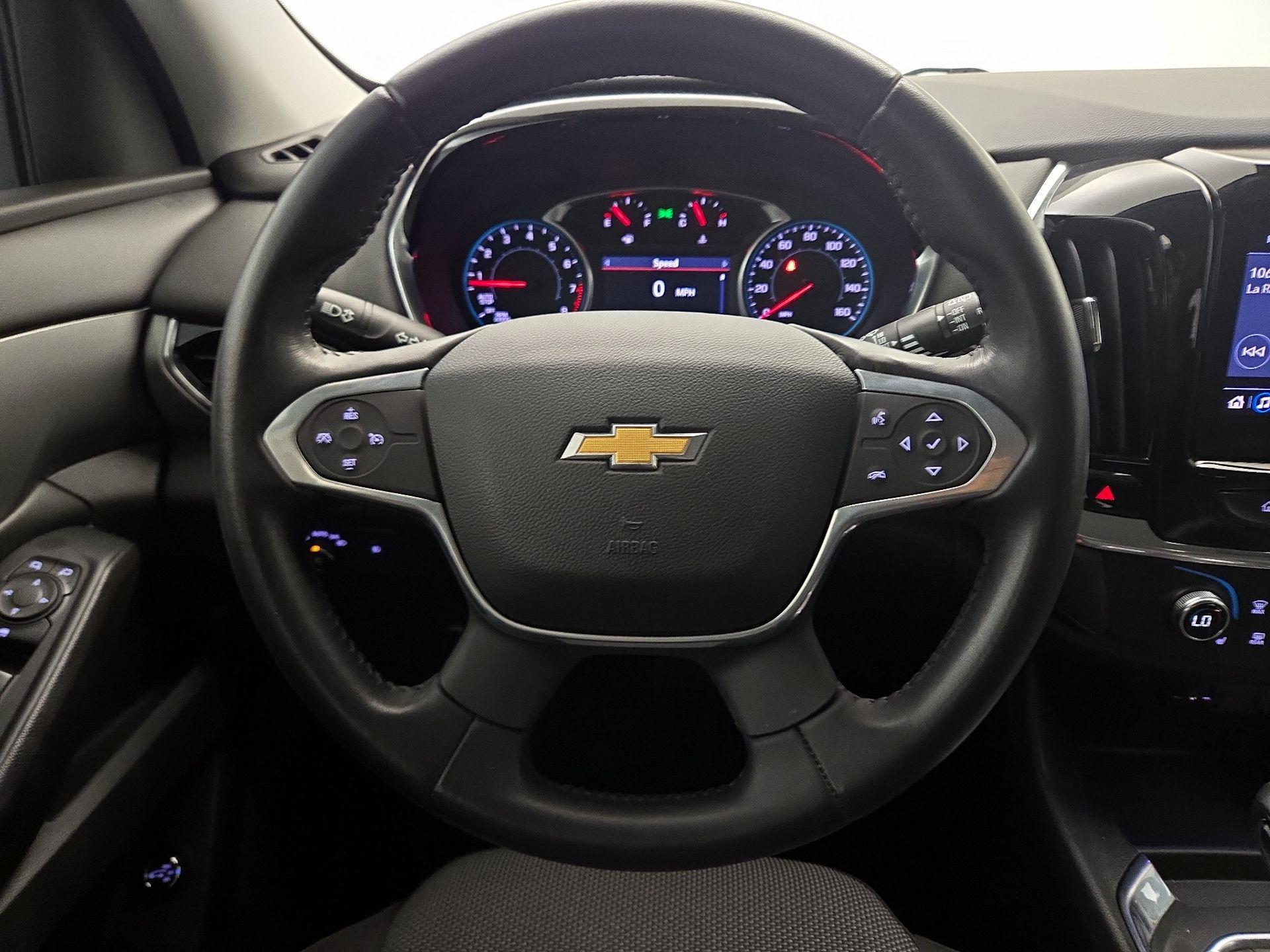 Thumbnail: 2021 Chevrolet Traverse - 10