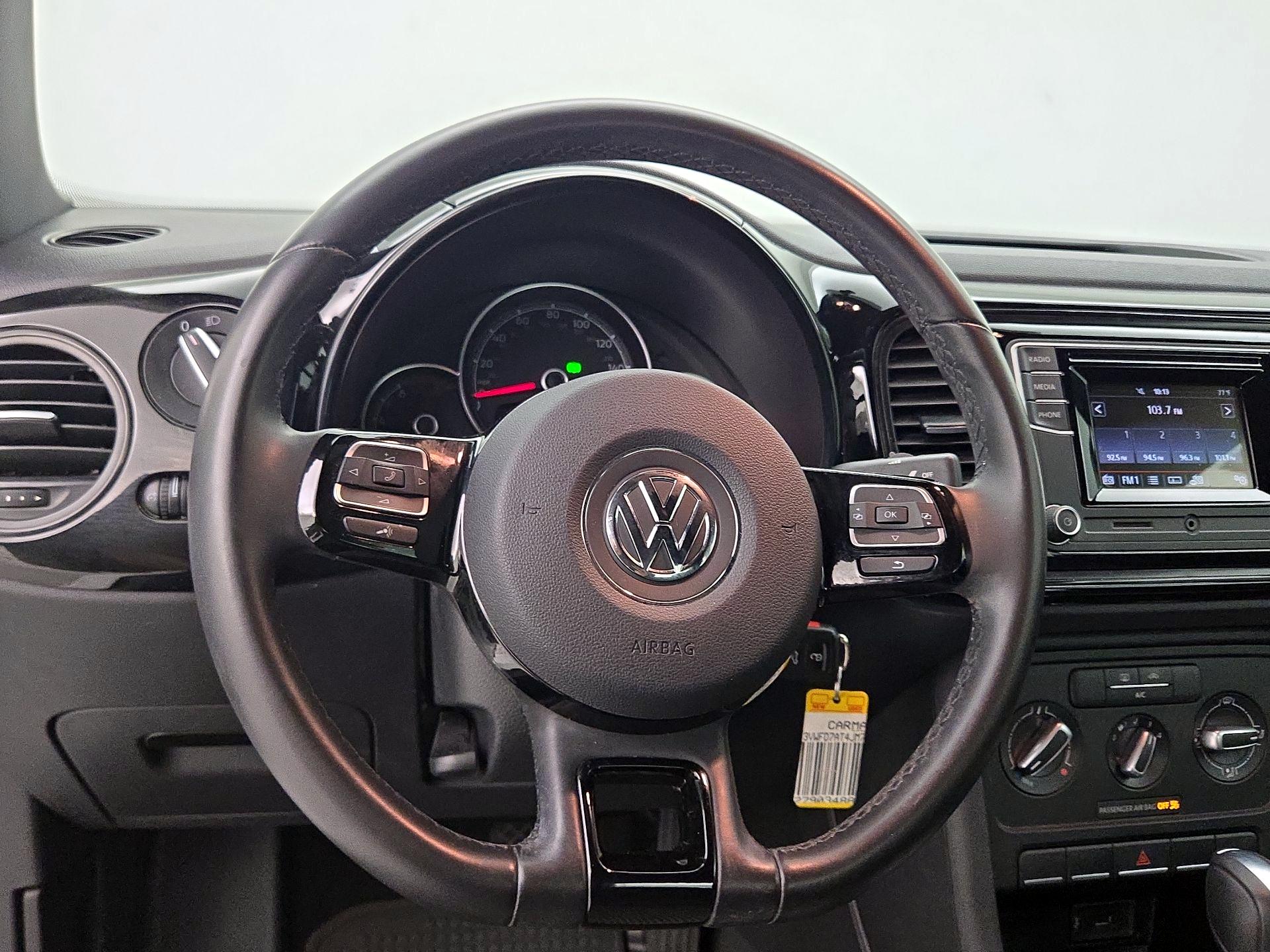 Thumbnail: 2018 Volkswagen Beetle - 10