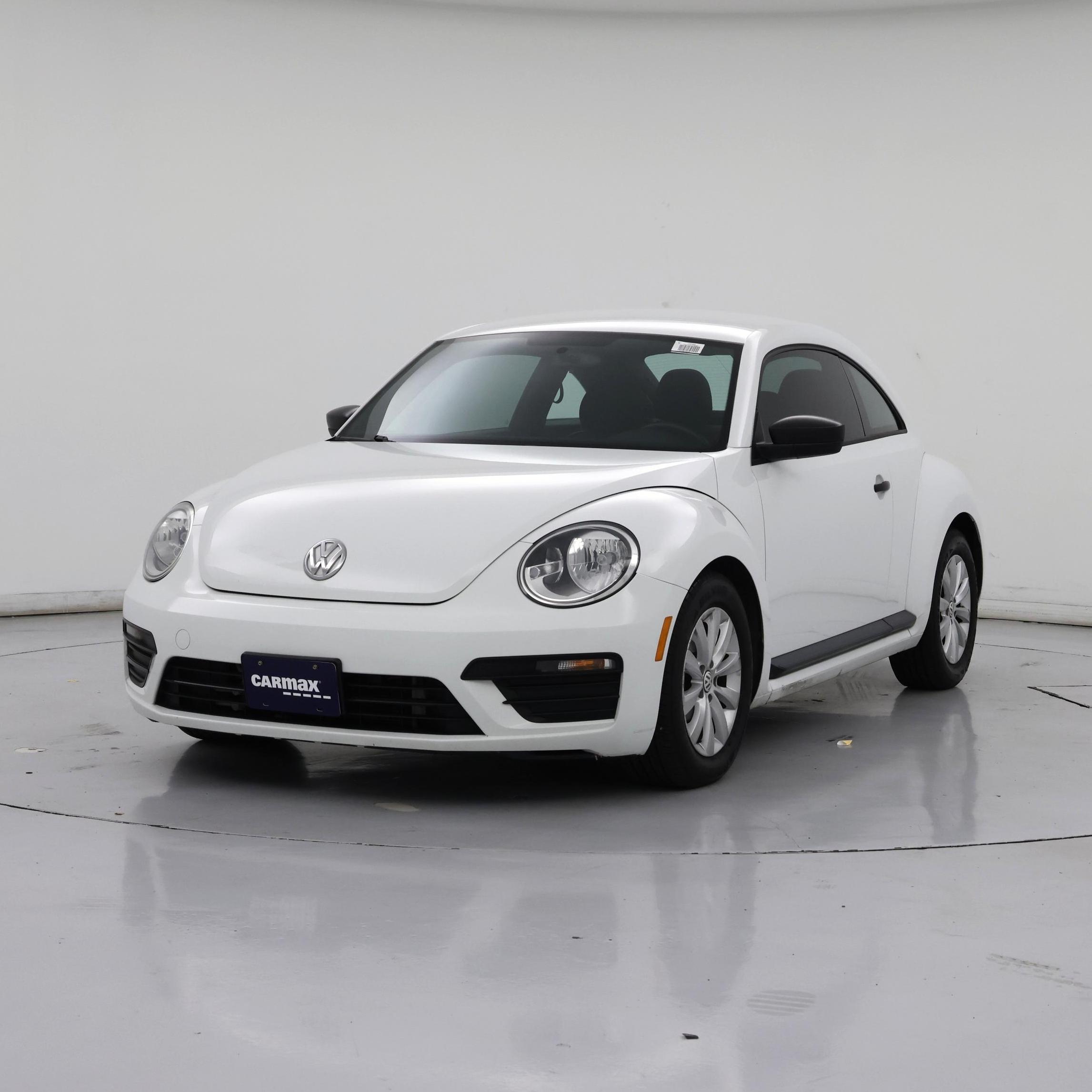 Thumbnail: 2018 Volkswagen Beetle - 4