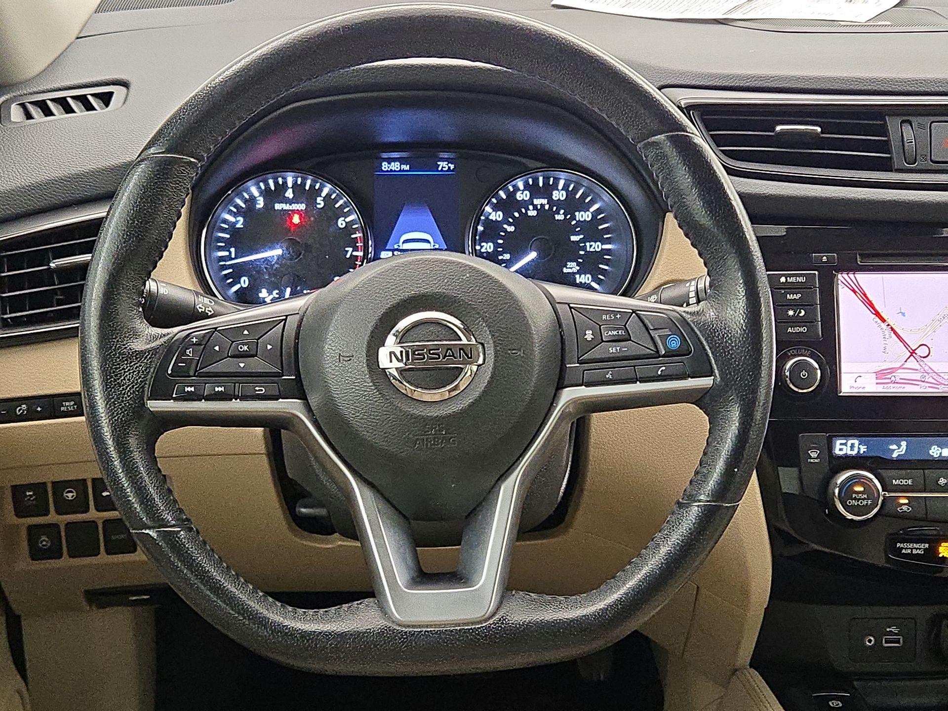 Thumbnail: 2019 Nissan Rogue - 10