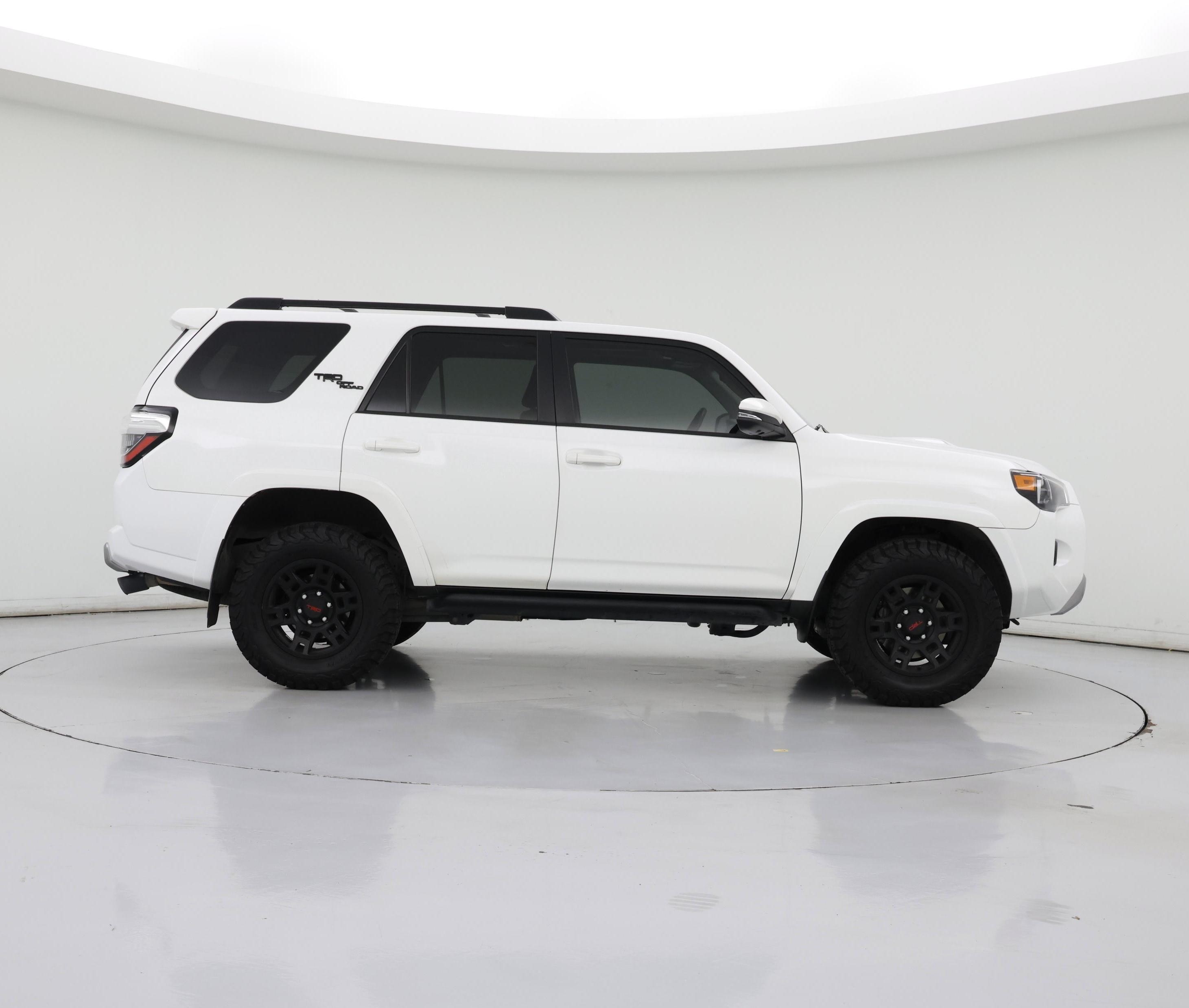 Thumbnail: 2022 Toyota 4Runner - 7
