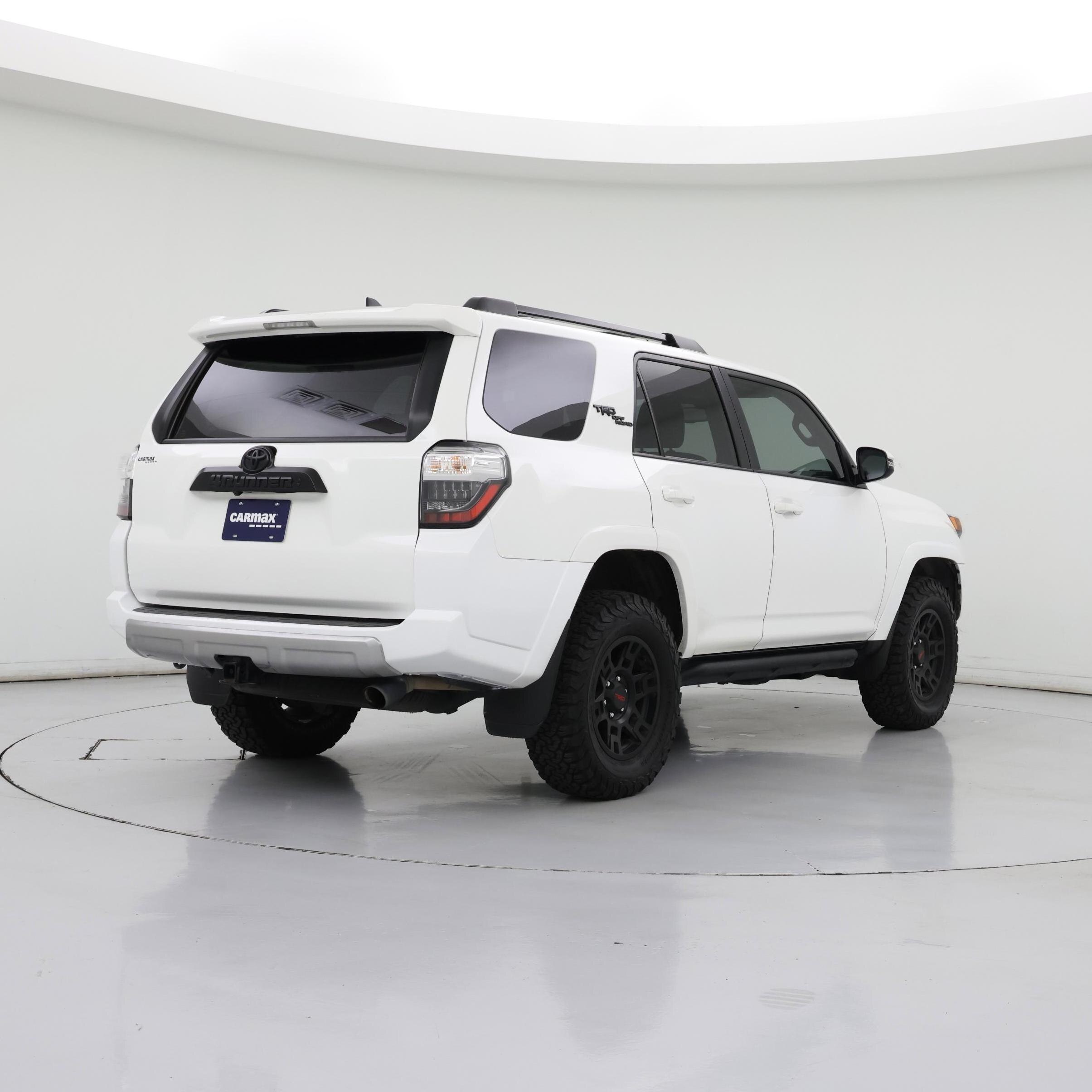 Thumbnail: 2022 Toyota 4Runner - 8