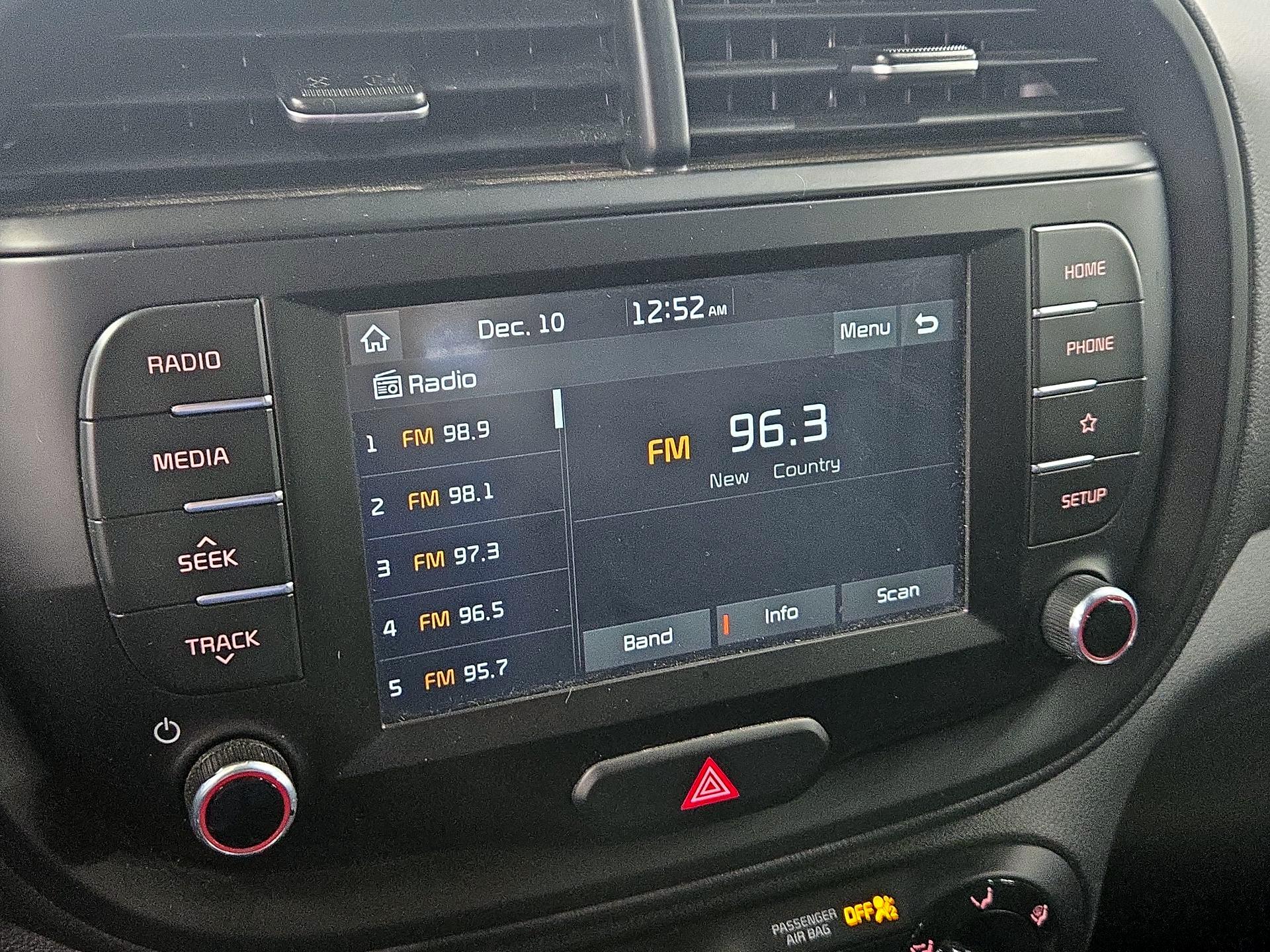 Thumbnail: 2021 Kia Soul - 15