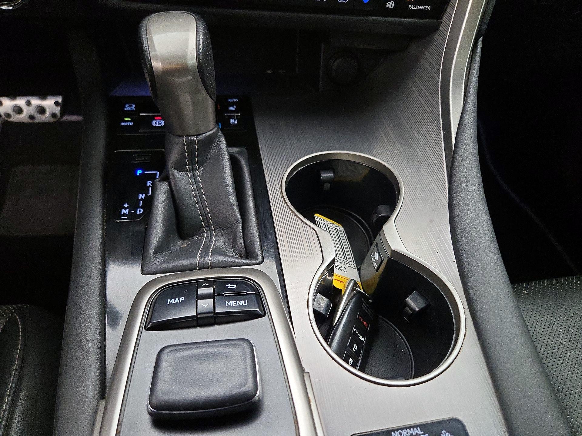 Thumbnail: 2016 Lexus RX - 18