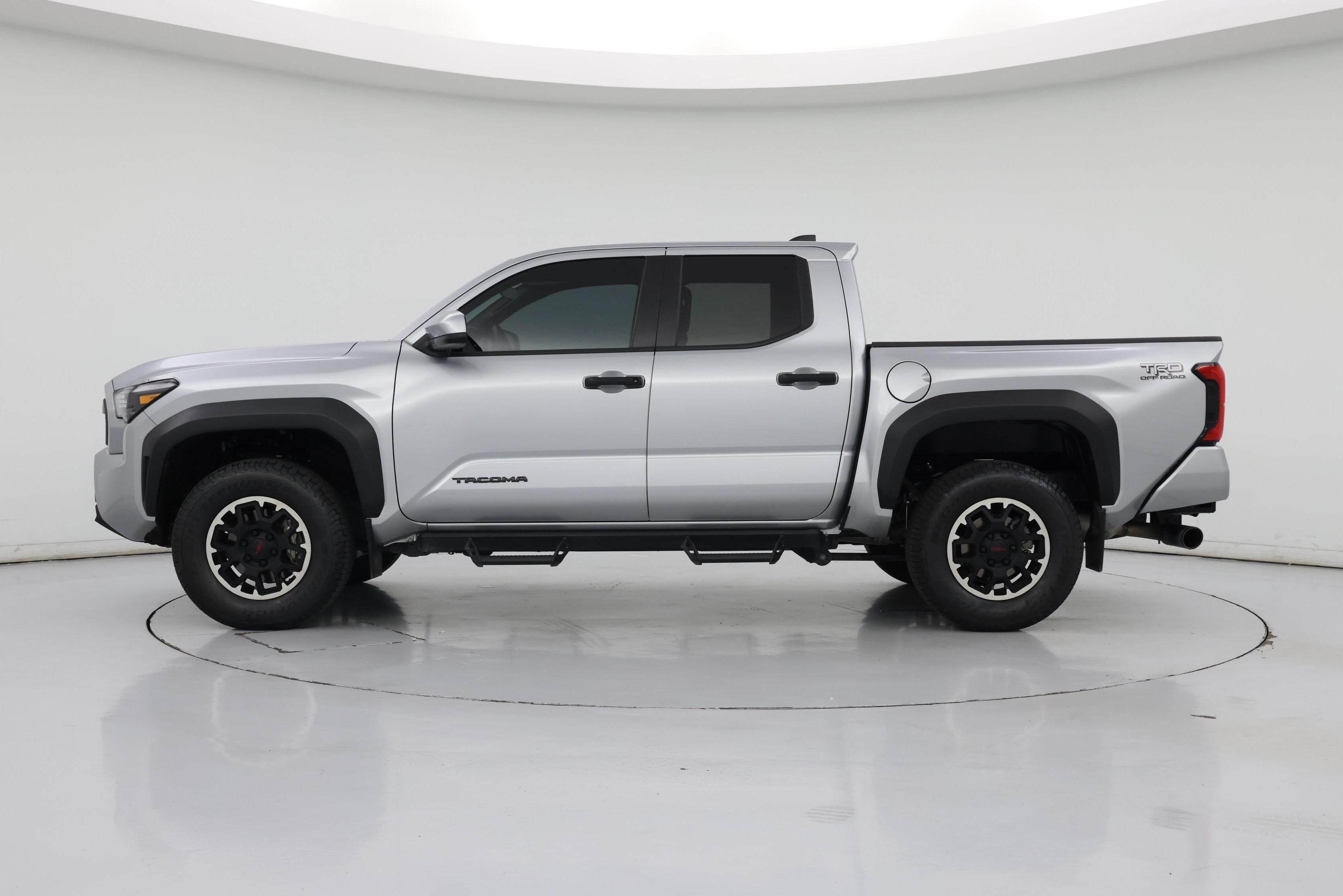 Thumbnail: 2024 Toyota Tacoma - 3