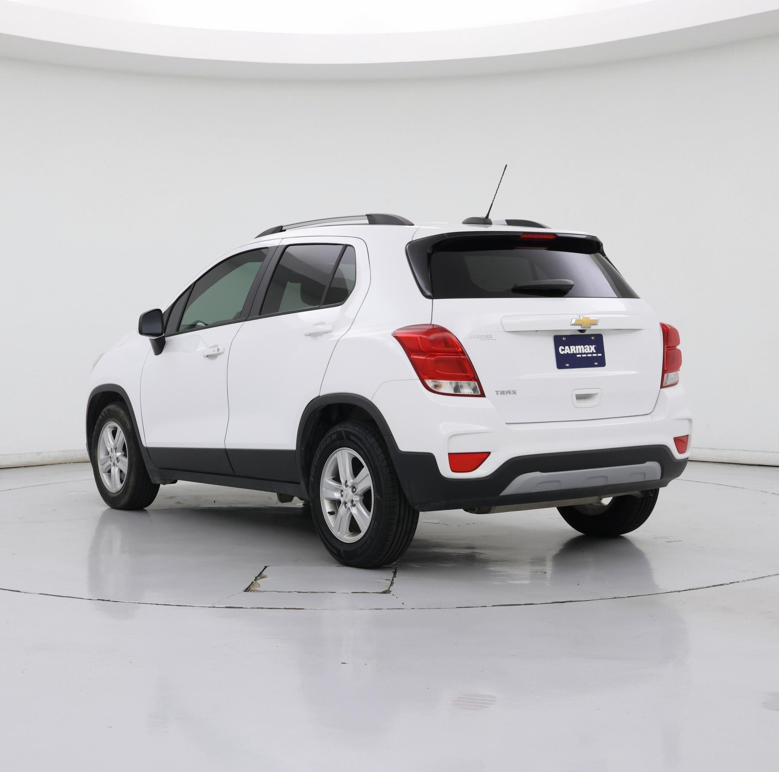 Thumbnail: 2021 Chevrolet Trax - 2