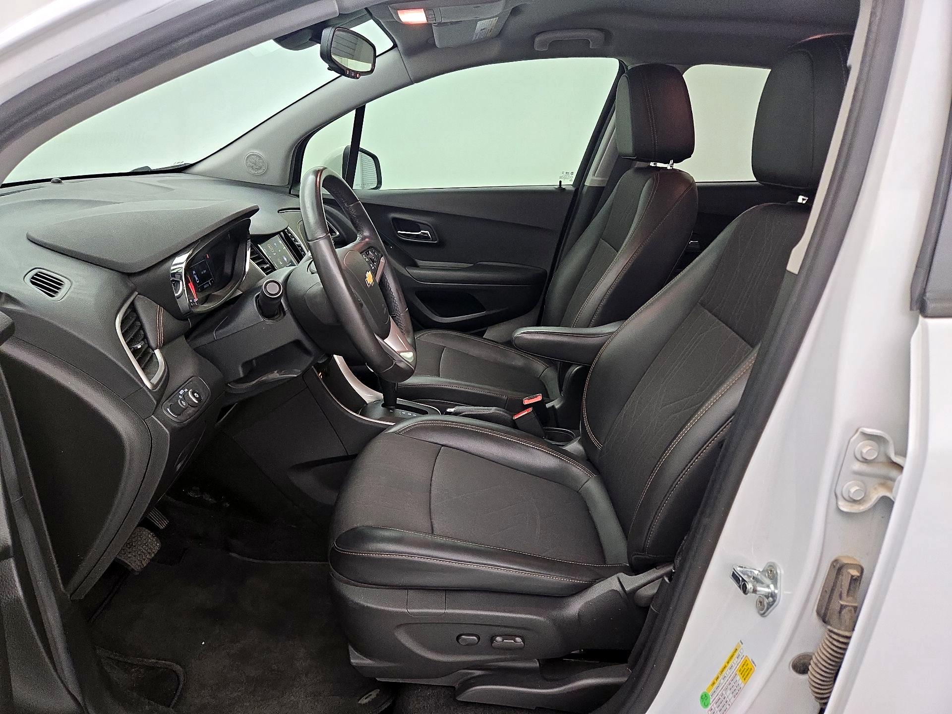 Thumbnail: 2021 Chevrolet Trax - 19