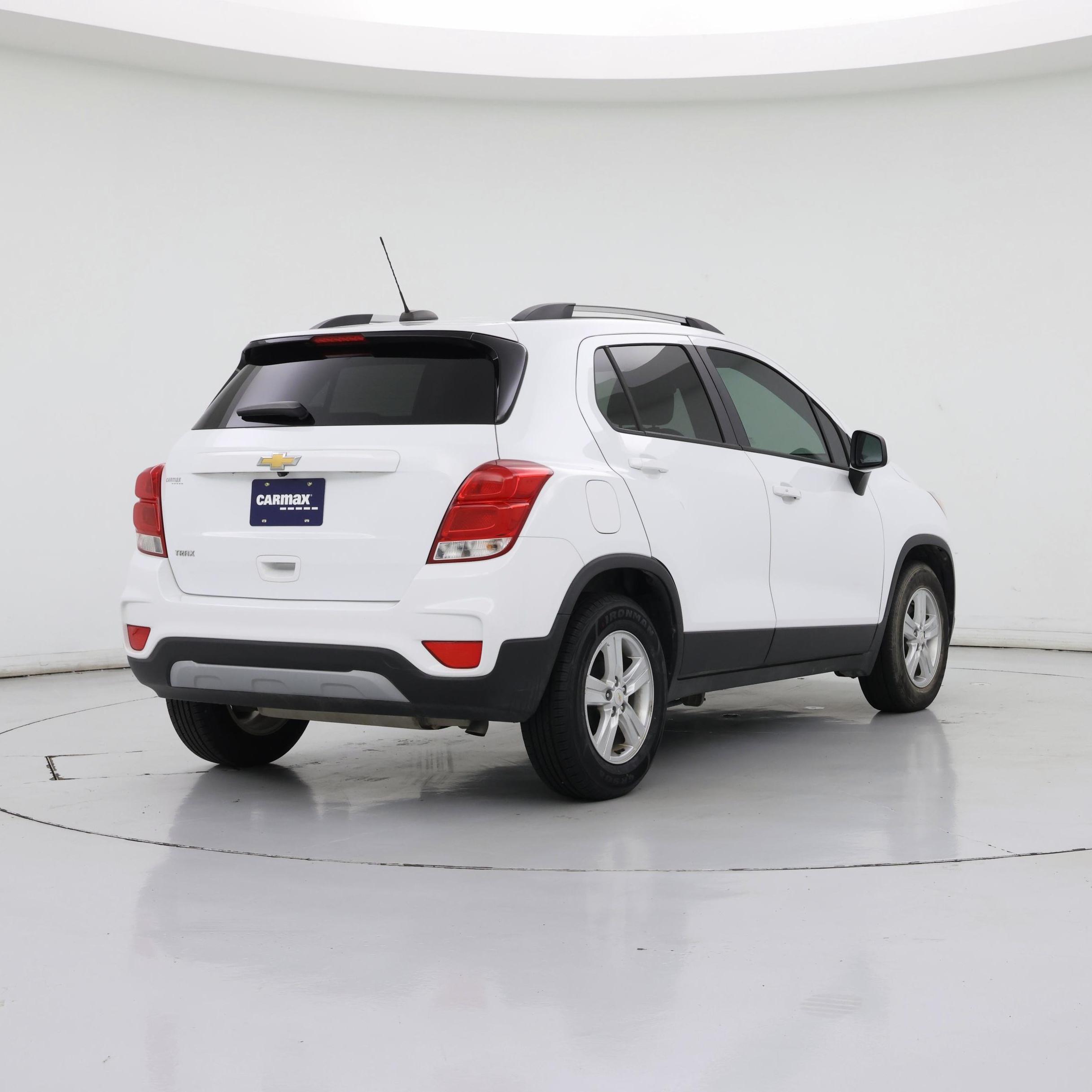 Thumbnail: 2021 Chevrolet Trax - 8
