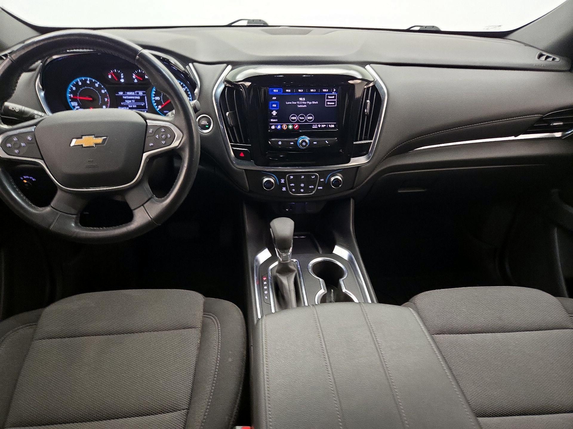 Thumbnail: 2022 Chevrolet Traverse - 9