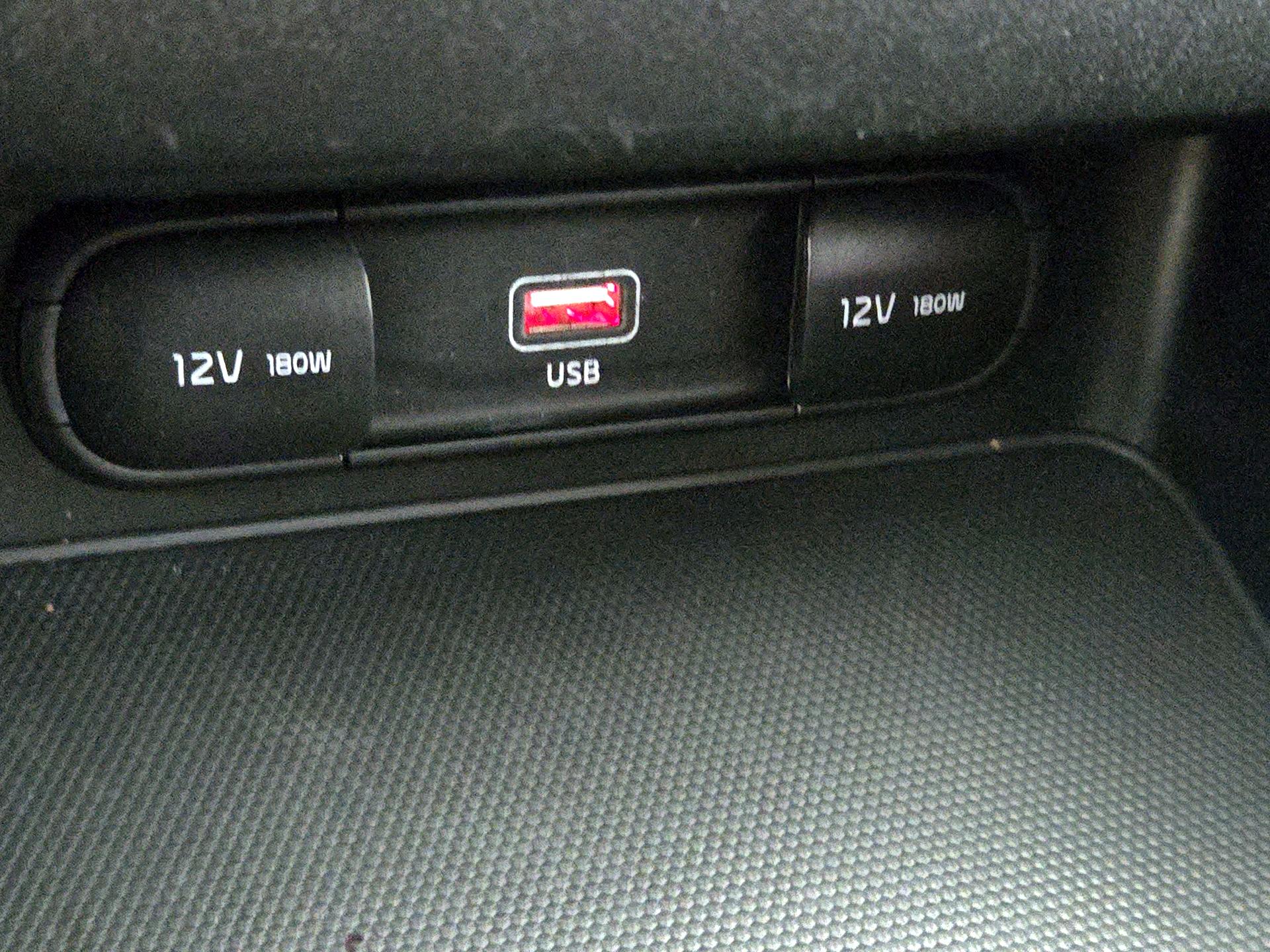 Thumbnail: 2022 Kia Forte - 18