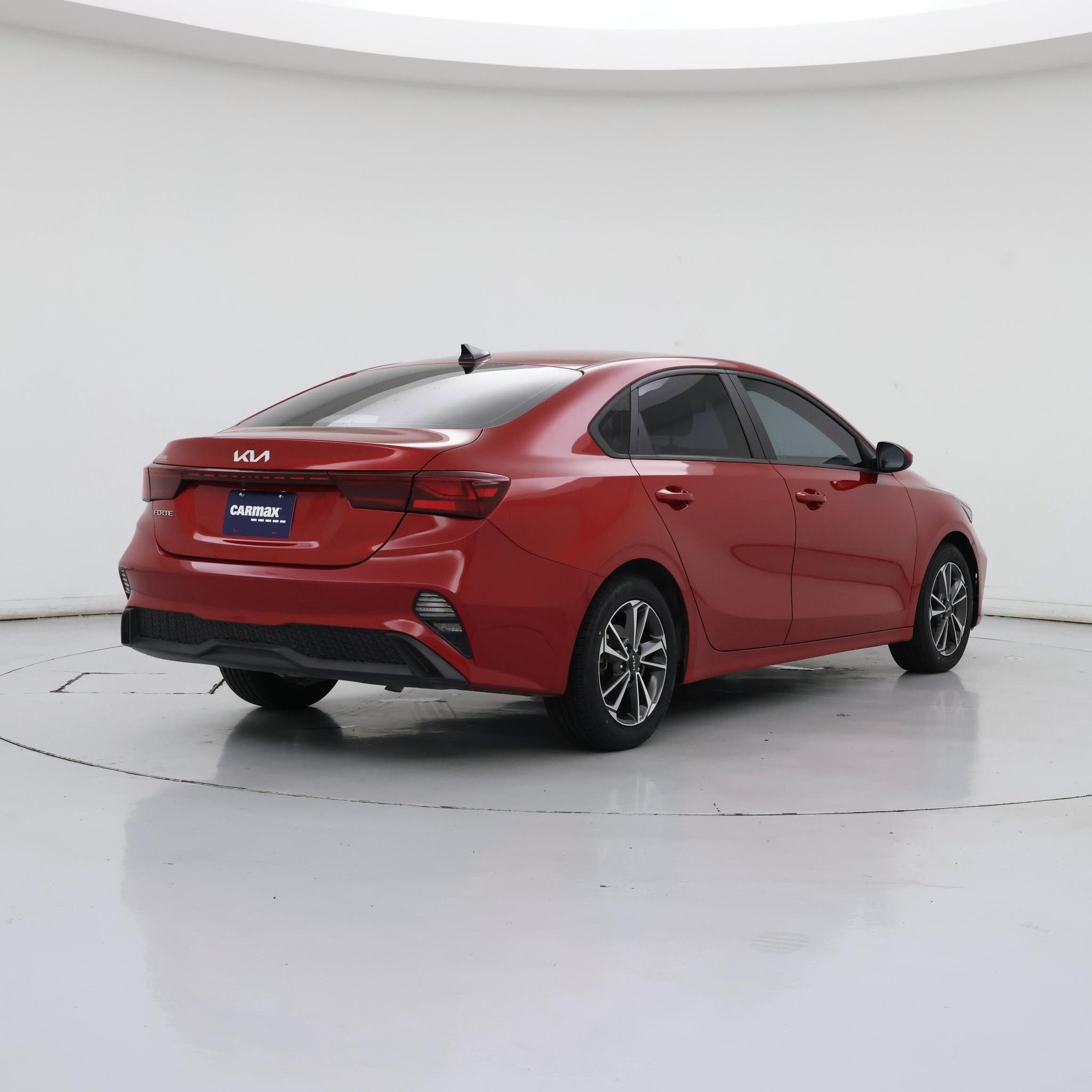 Thumbnail: 2022 Kia Forte - 8