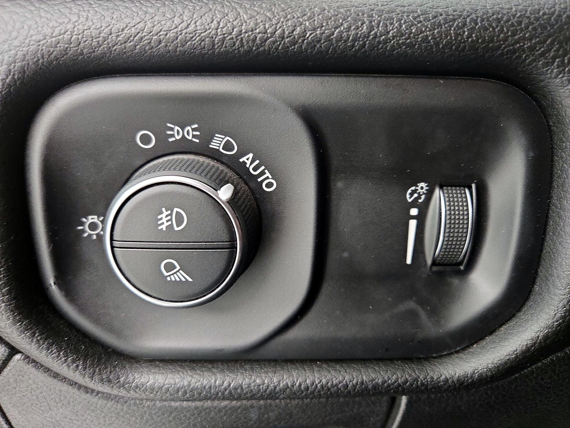 Thumbnail: 2023 RAM 1500 - 13