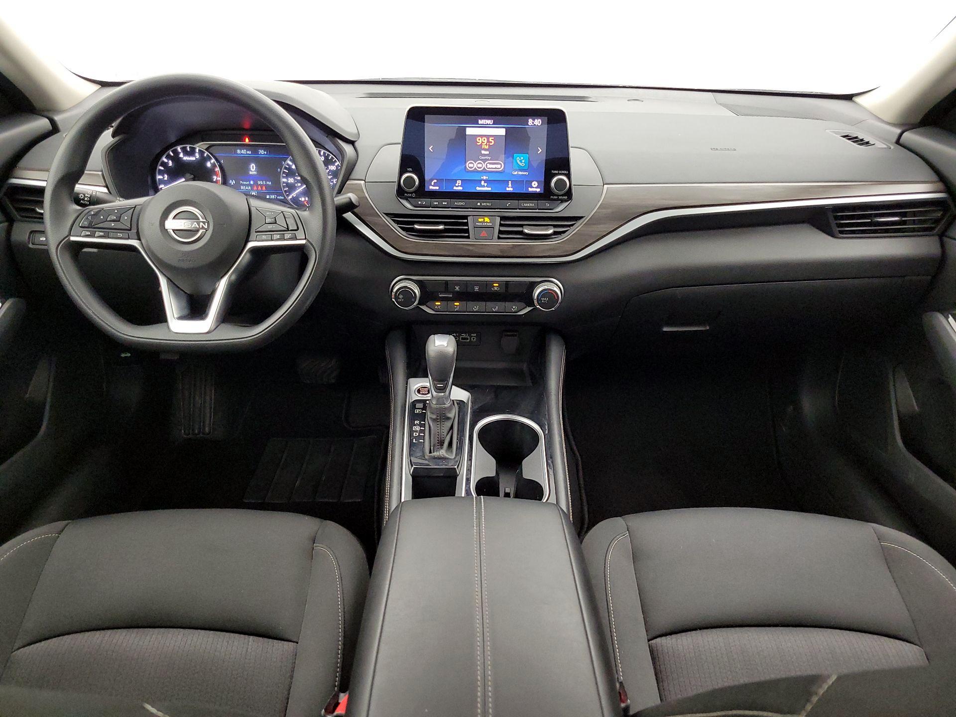 Thumbnail: 2023 Nissan Altima - 9