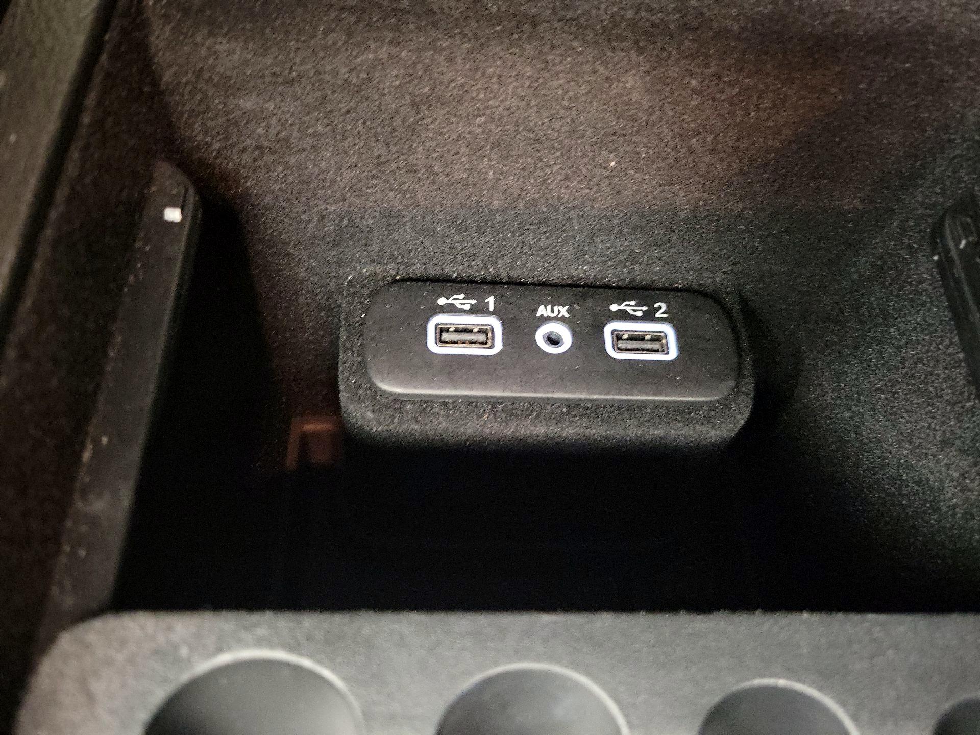 Thumbnail: 2022 Dodge Charger - 18