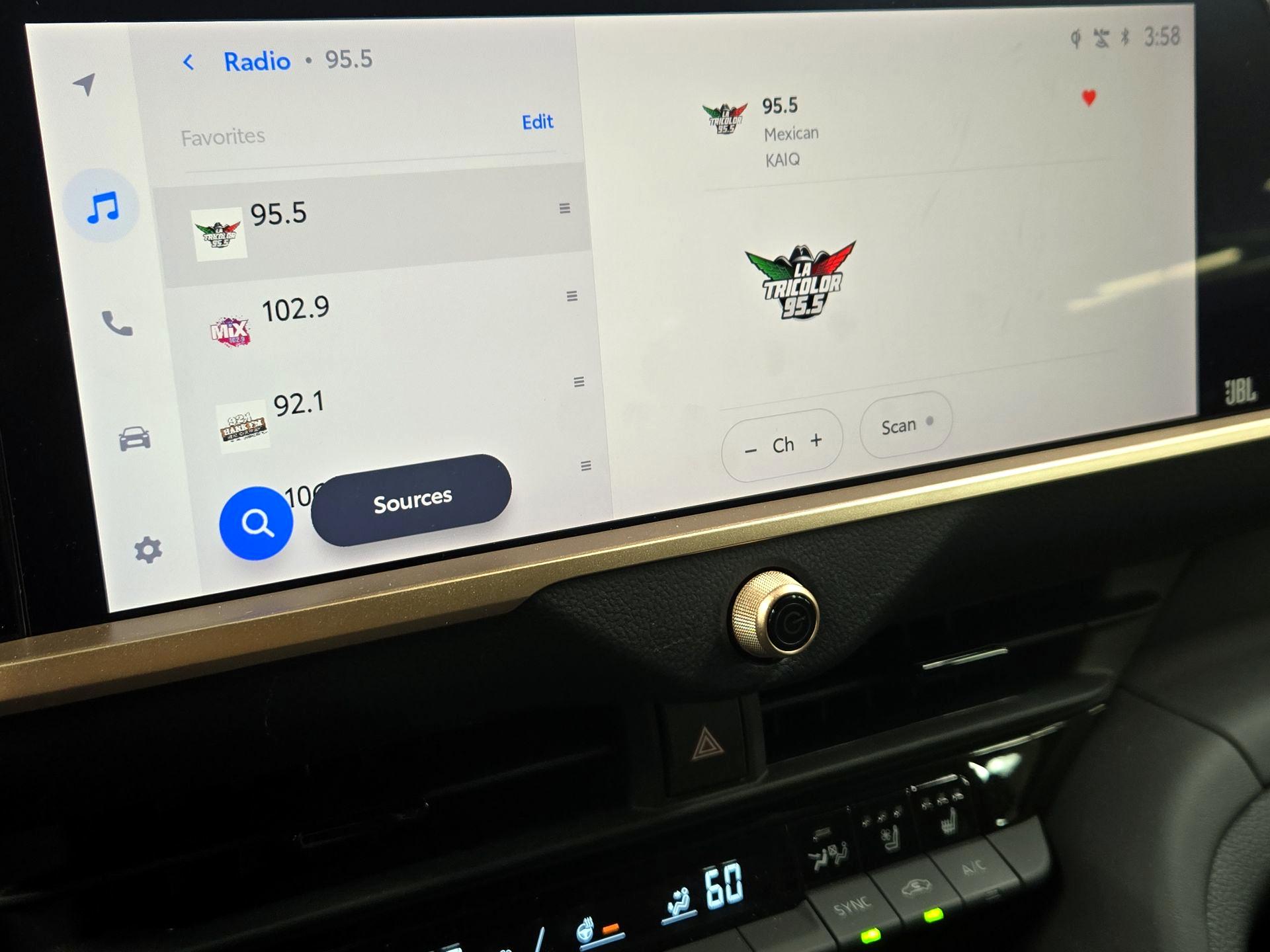 Thumbnail: 2023 Toyota Crown - 15