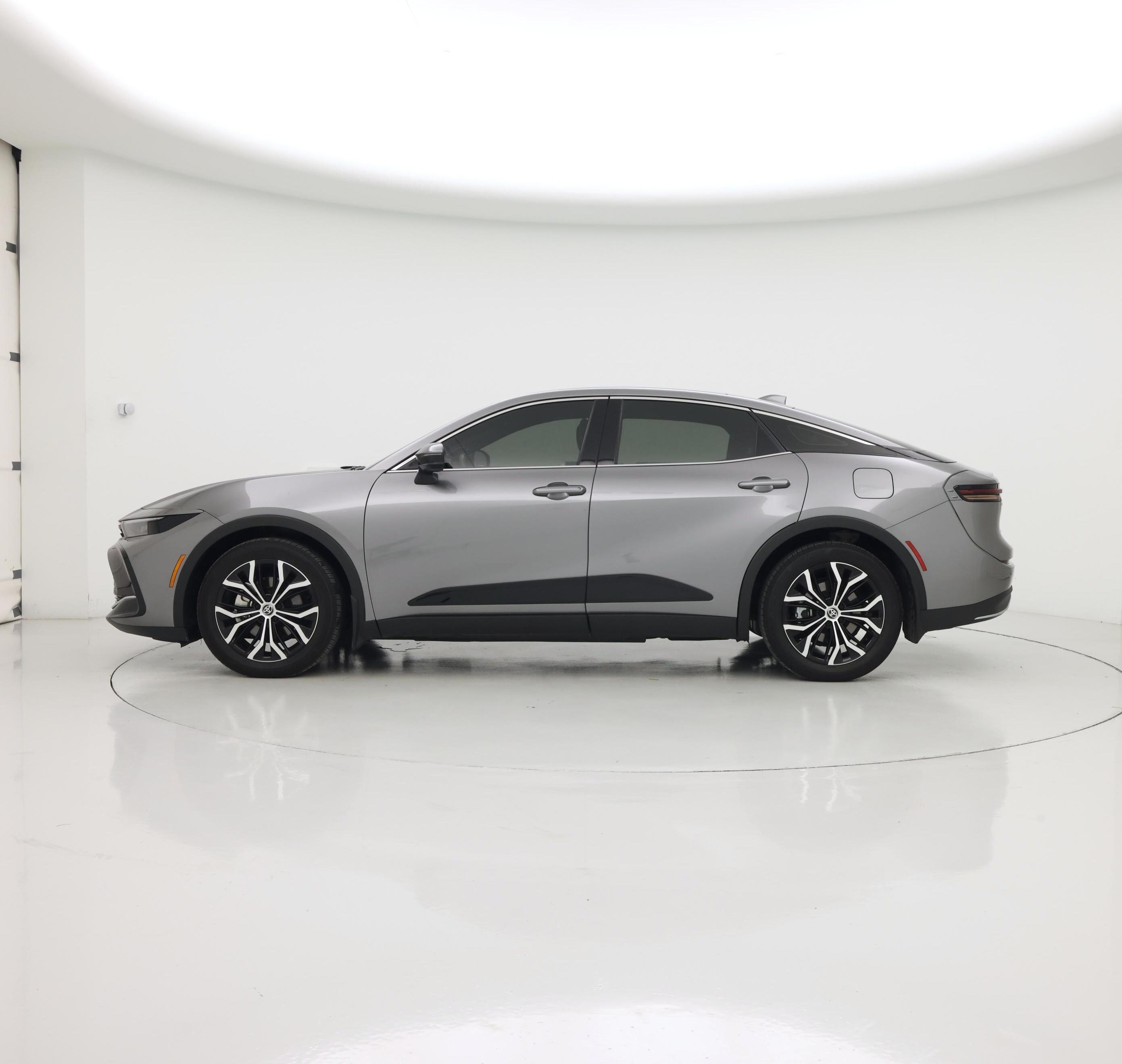 Thumbnail: 2023 Toyota Crown - 3