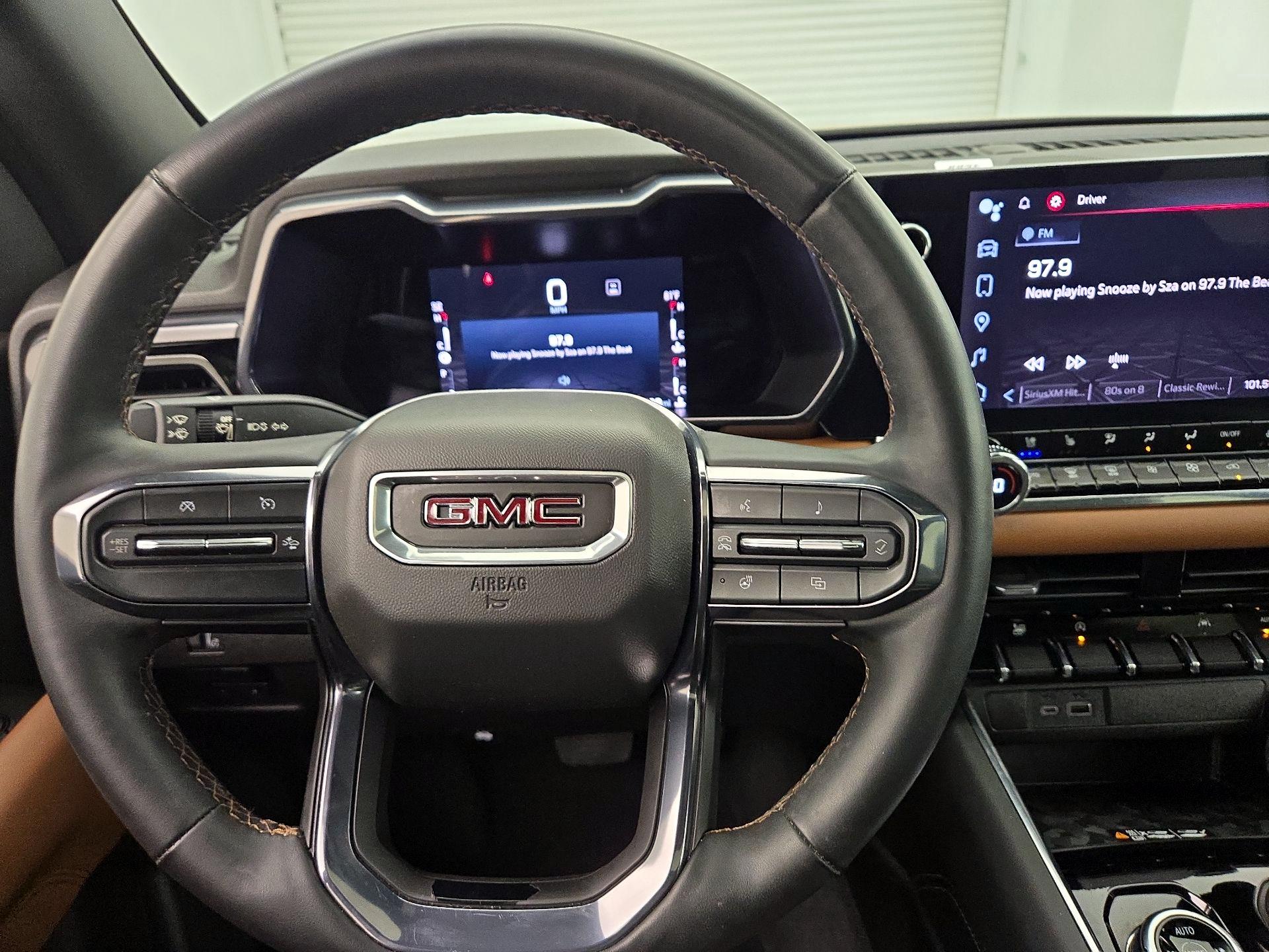Thumbnail: 2023 GMC Canyon - 10