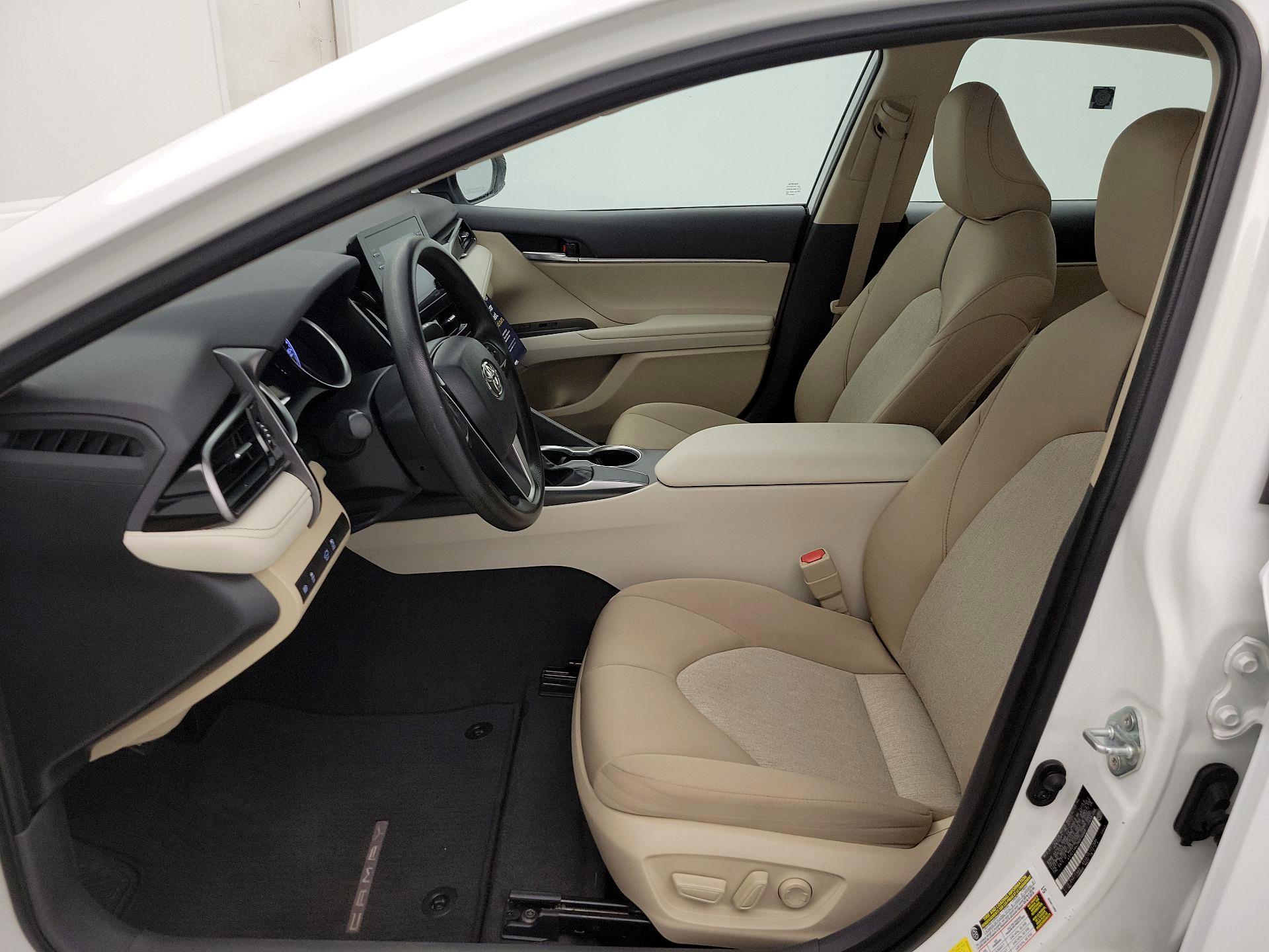 Thumbnail: 2021 Toyota Camry - 11