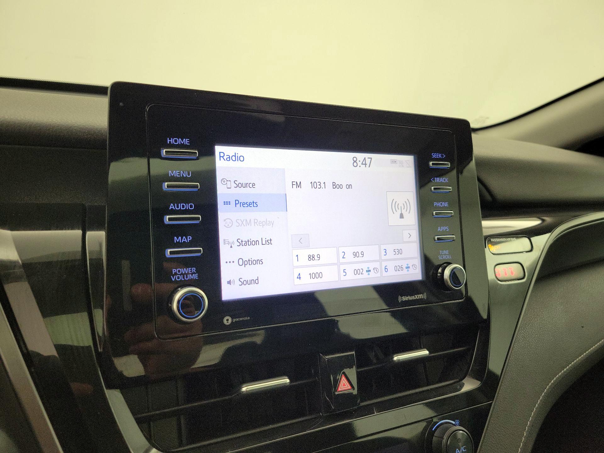 Thumbnail: 2021 Toyota Camry - 15