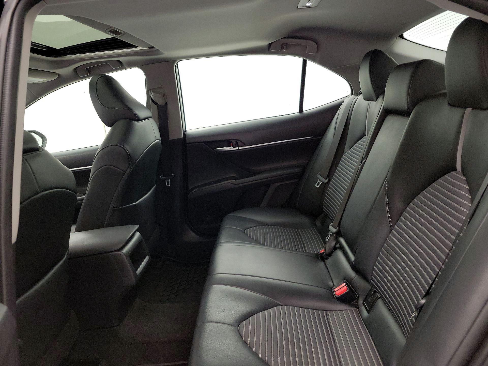 Thumbnail: 2021 Toyota Camry - 20