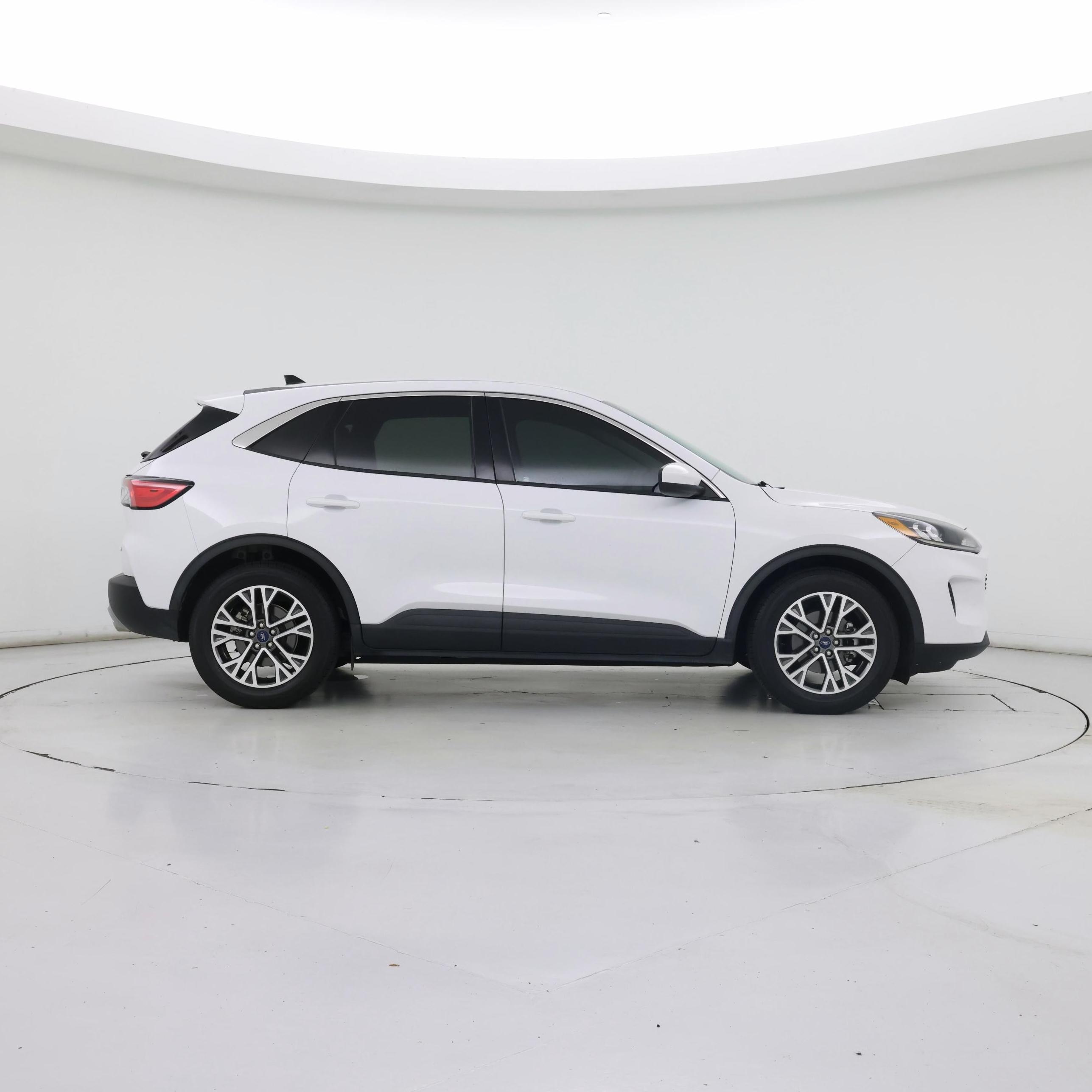 Thumbnail: 2020 Ford Escape - 7