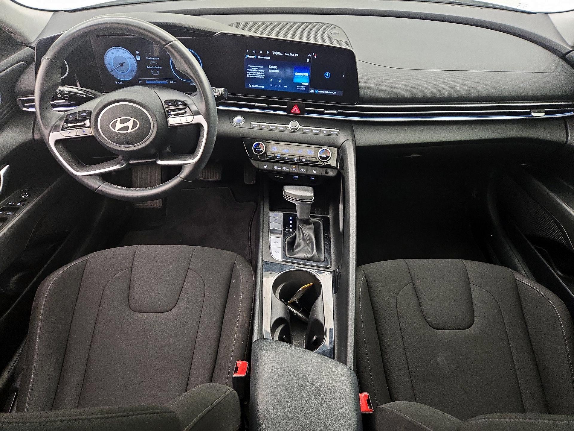 Thumbnail: 2024 Hyundai Elantra - 9