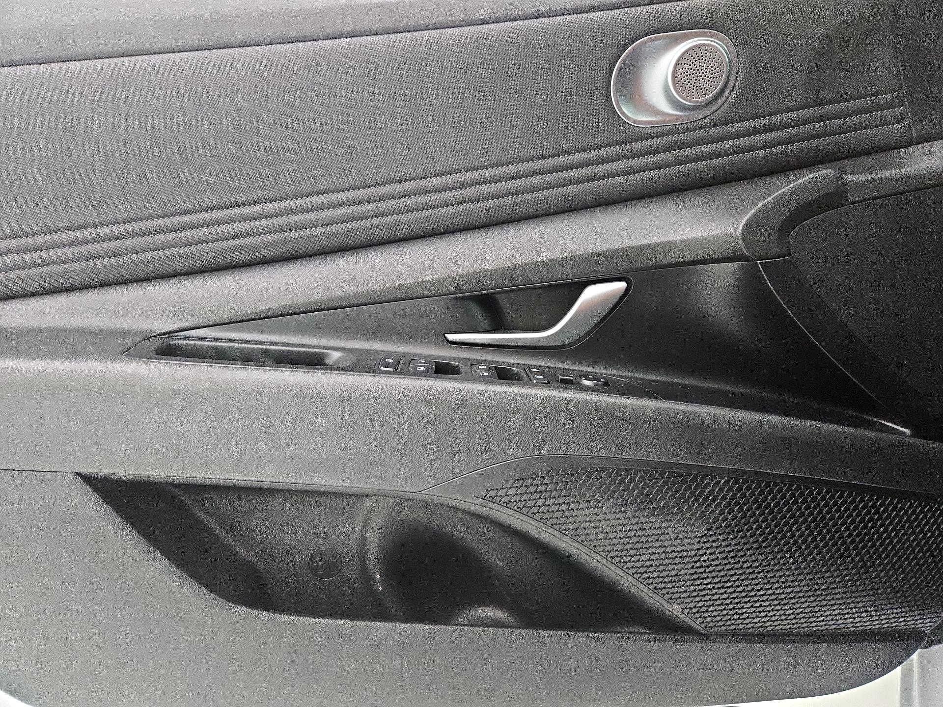 Thumbnail: 2024 Hyundai Elantra - 12