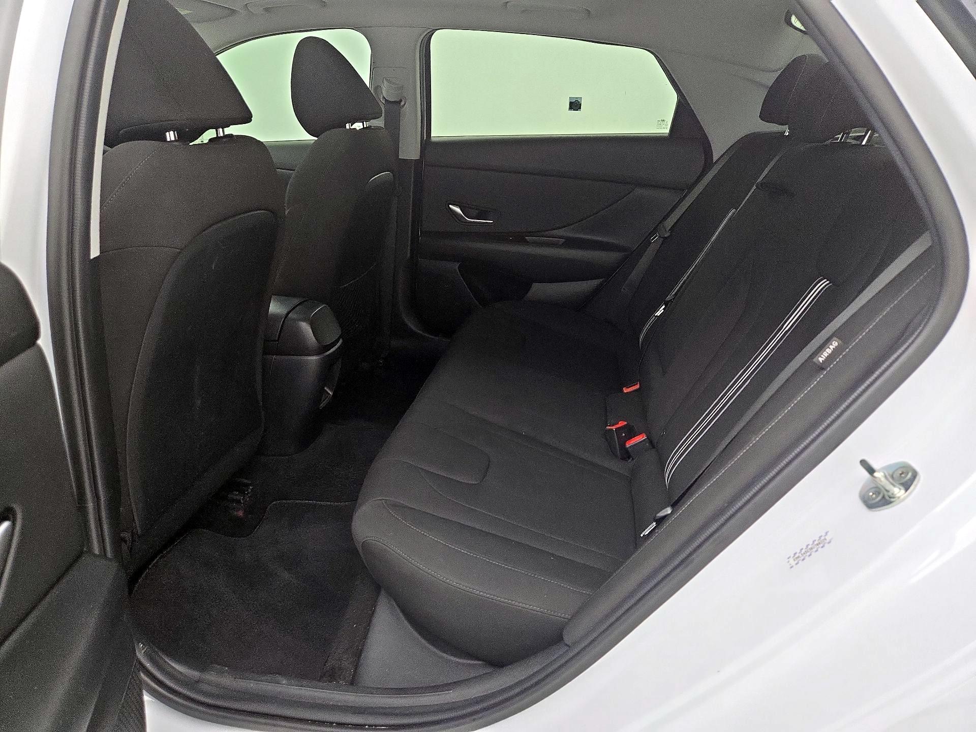 Thumbnail: 2024 Hyundai Elantra - 20