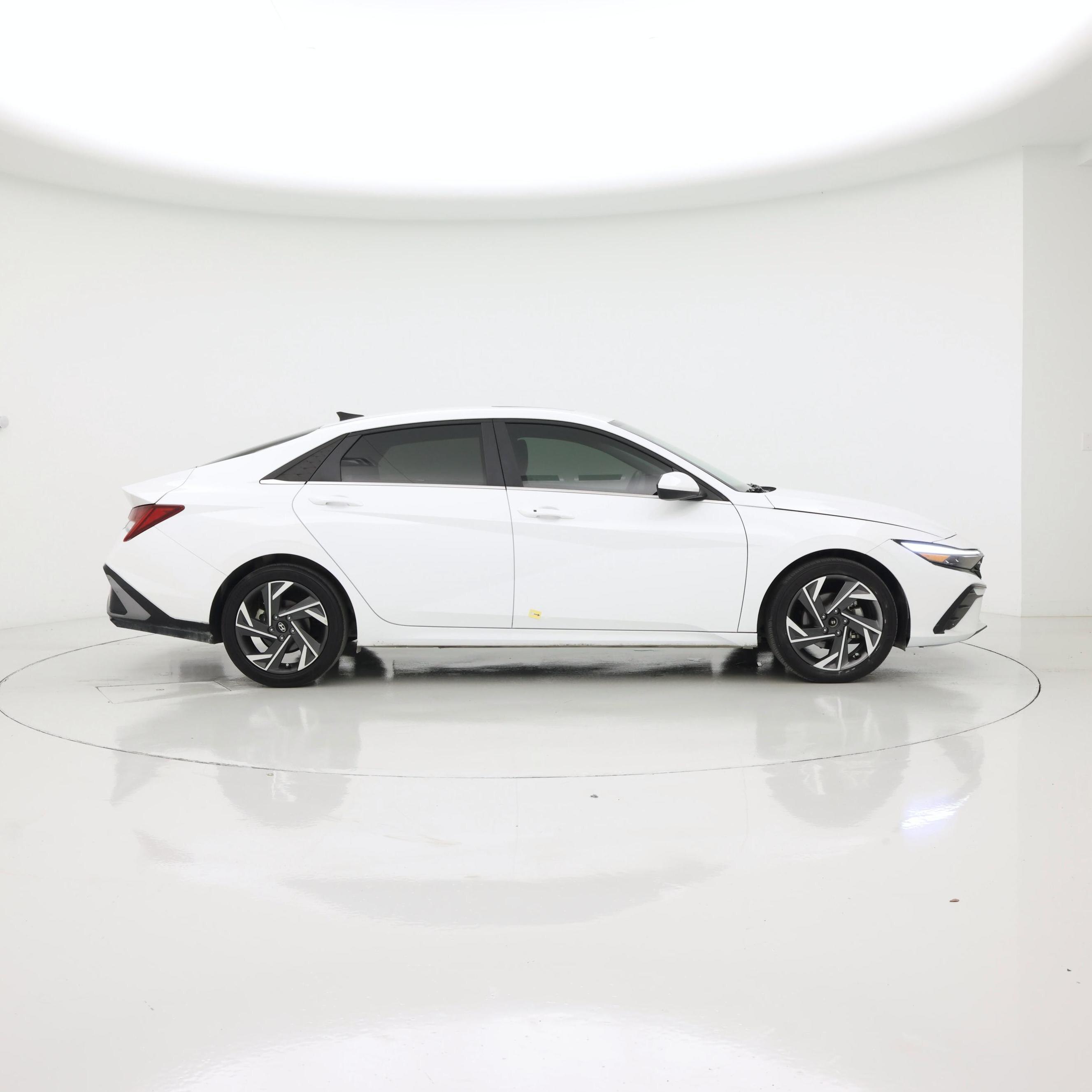 Thumbnail: 2024 Hyundai Elantra - 7