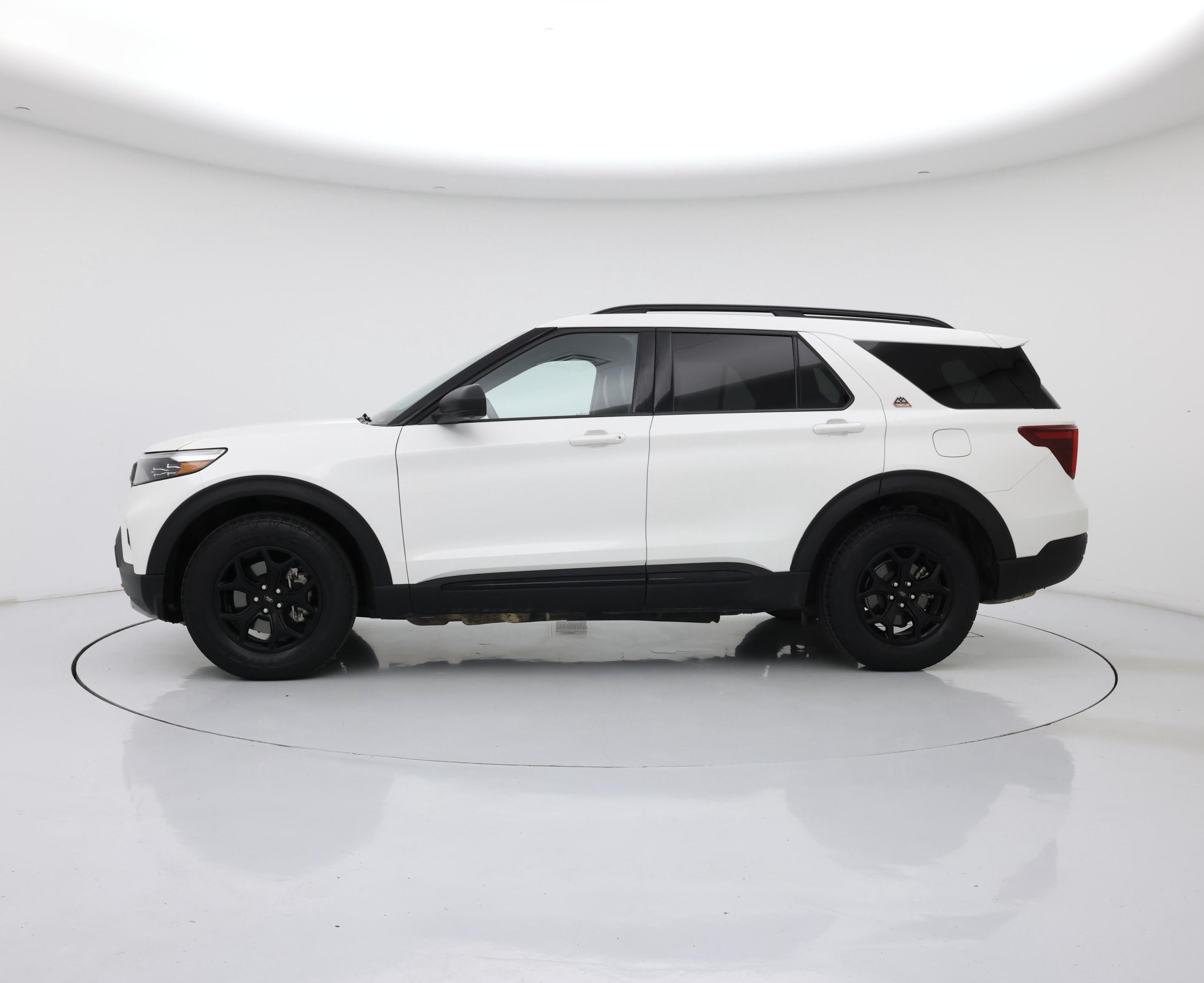 Thumbnail: 2022 Ford Explorer - 3