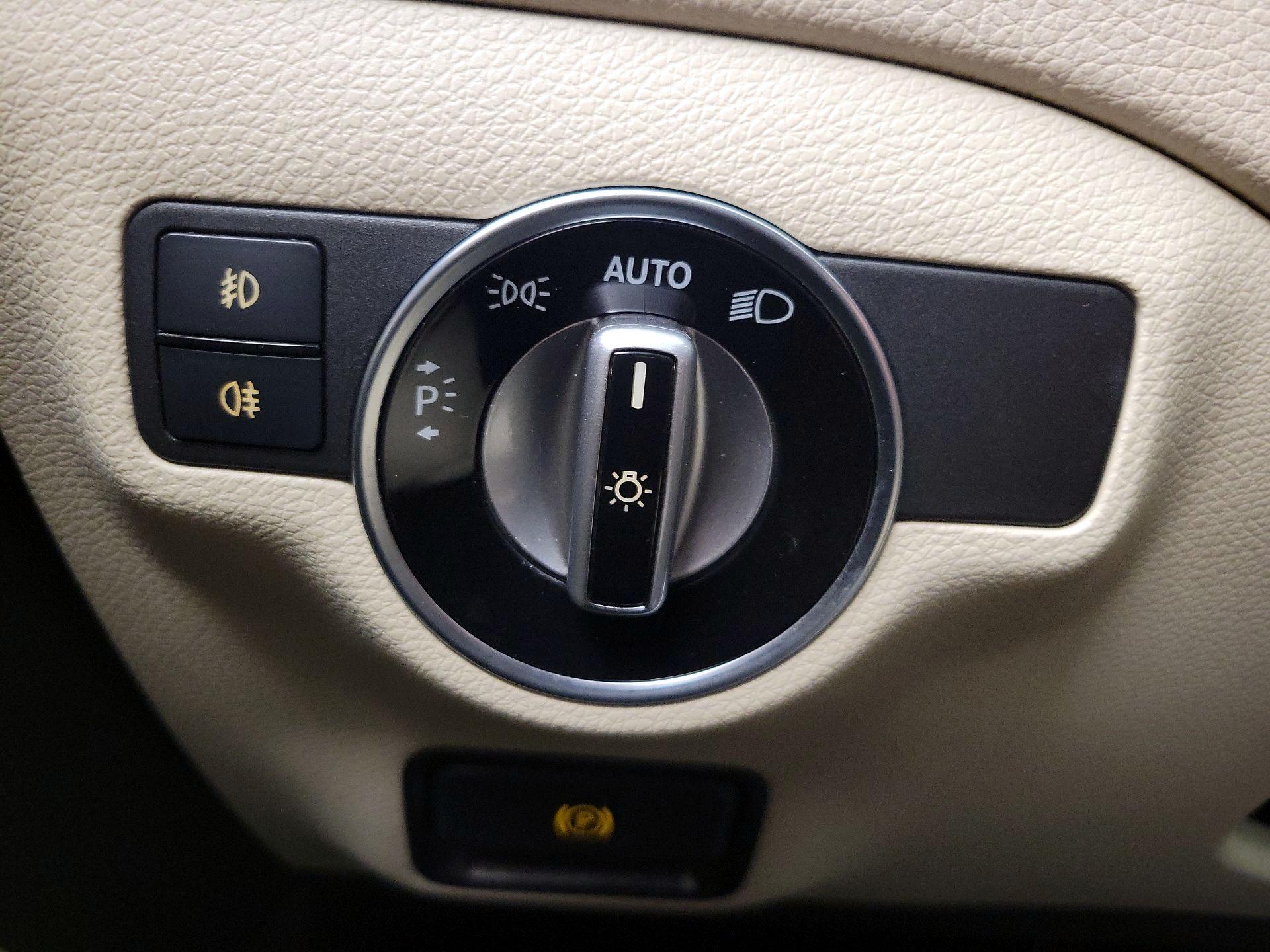 Thumbnail: 2020 Mercedes-Benz GLA - 13