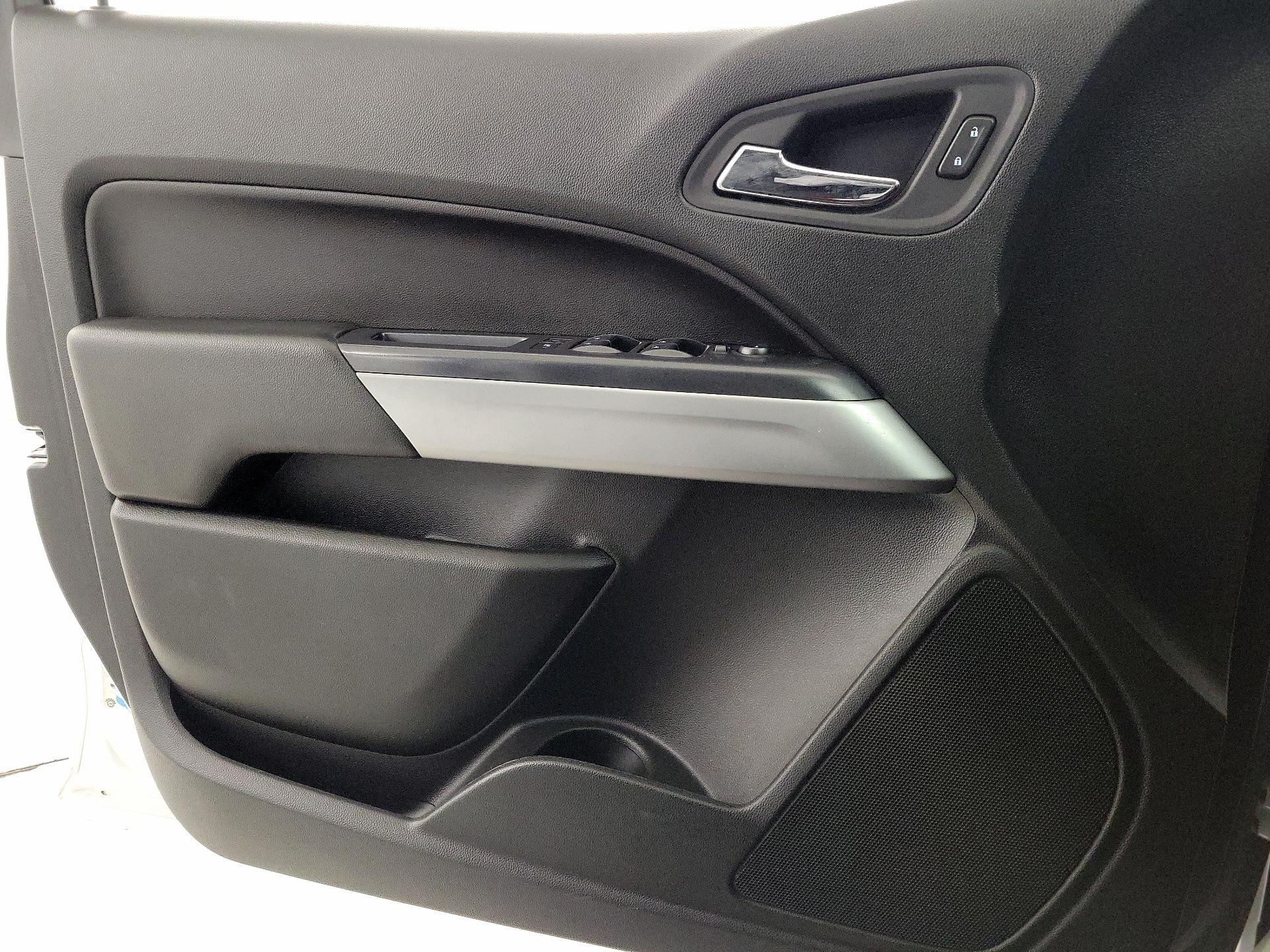 Thumbnail: 2021 Chevrolet Colorado - 12