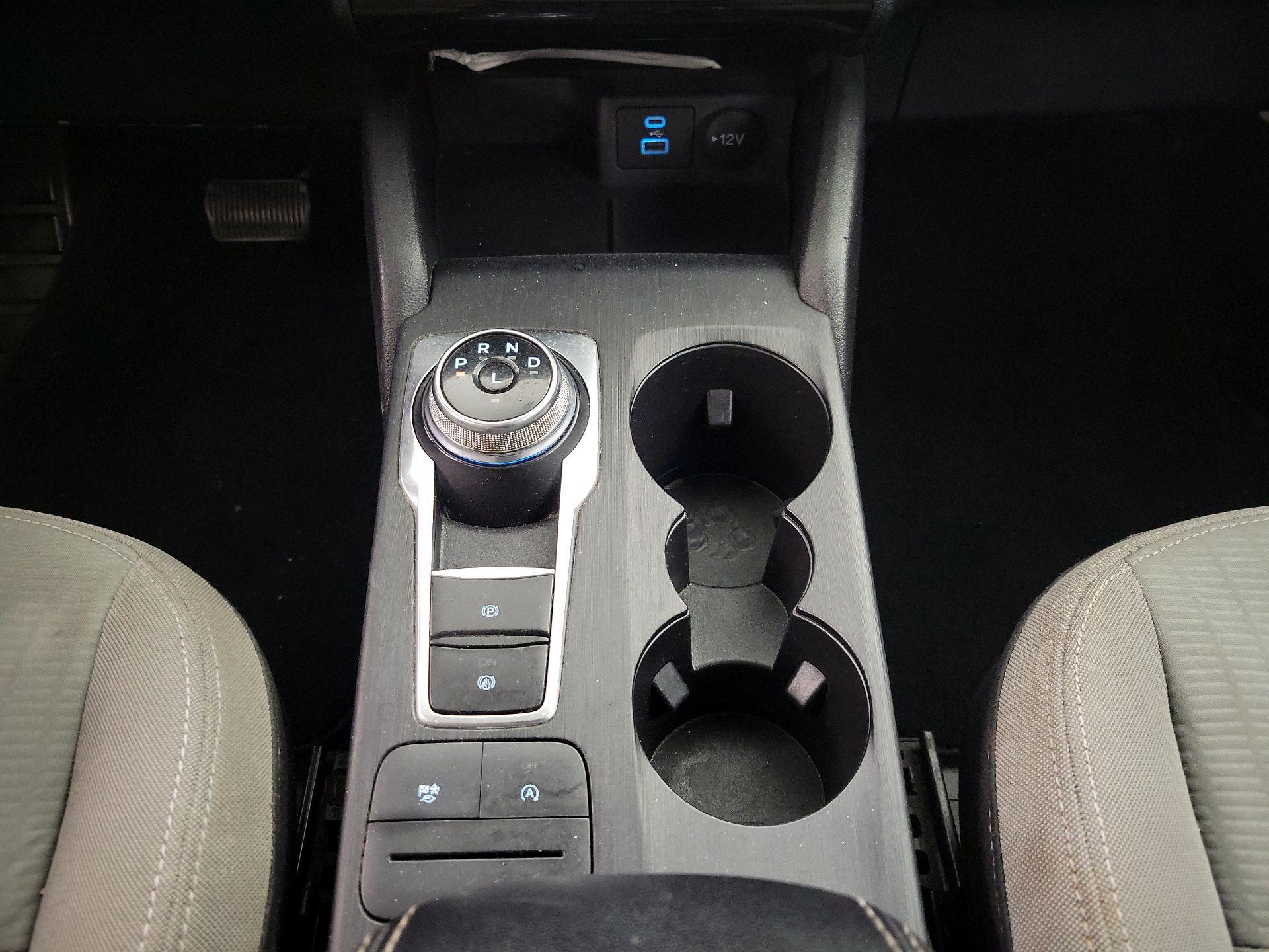 Thumbnail: 2022 Ford Escape - 17