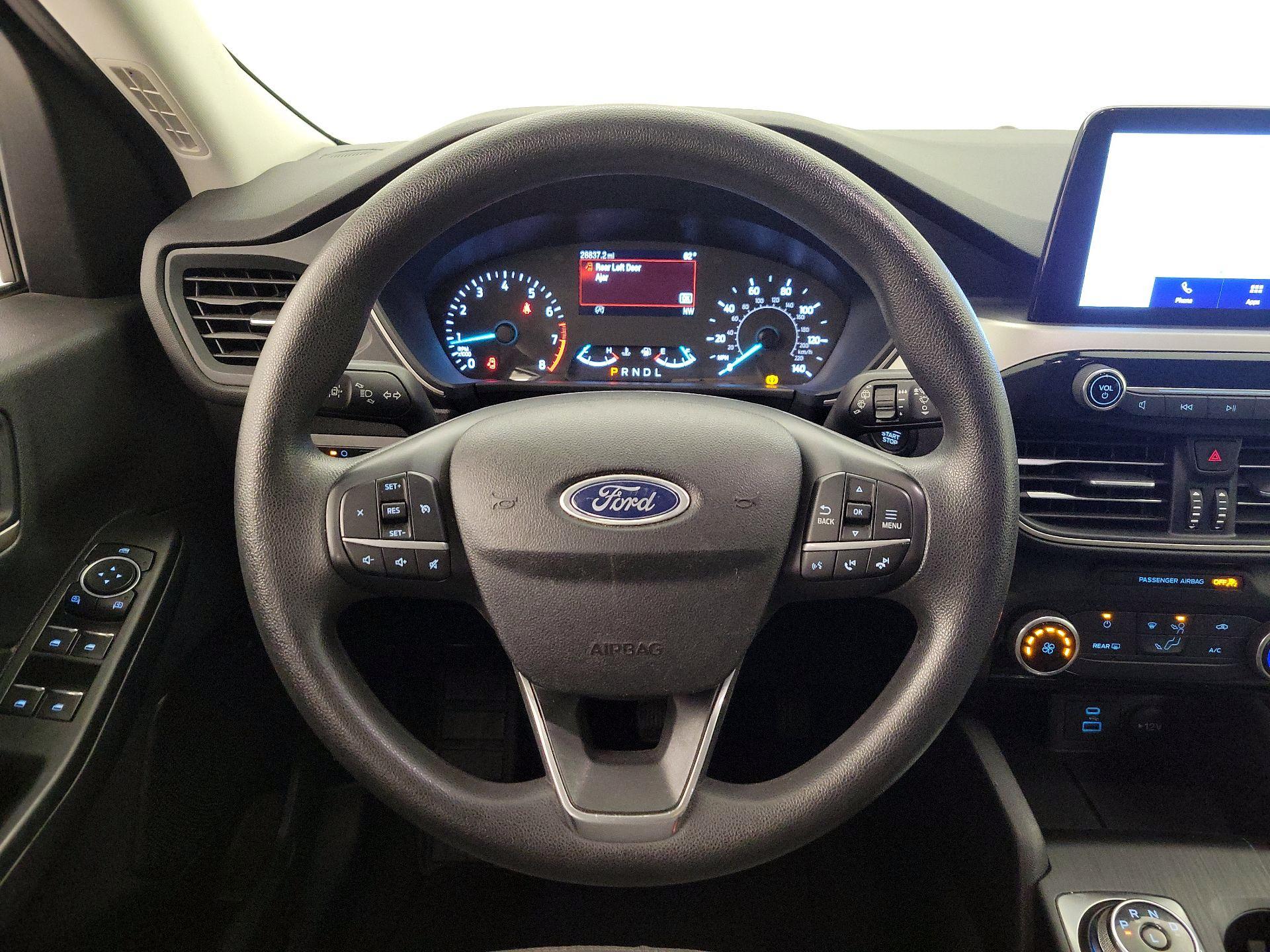 Thumbnail: 2022 Ford Escape - 10