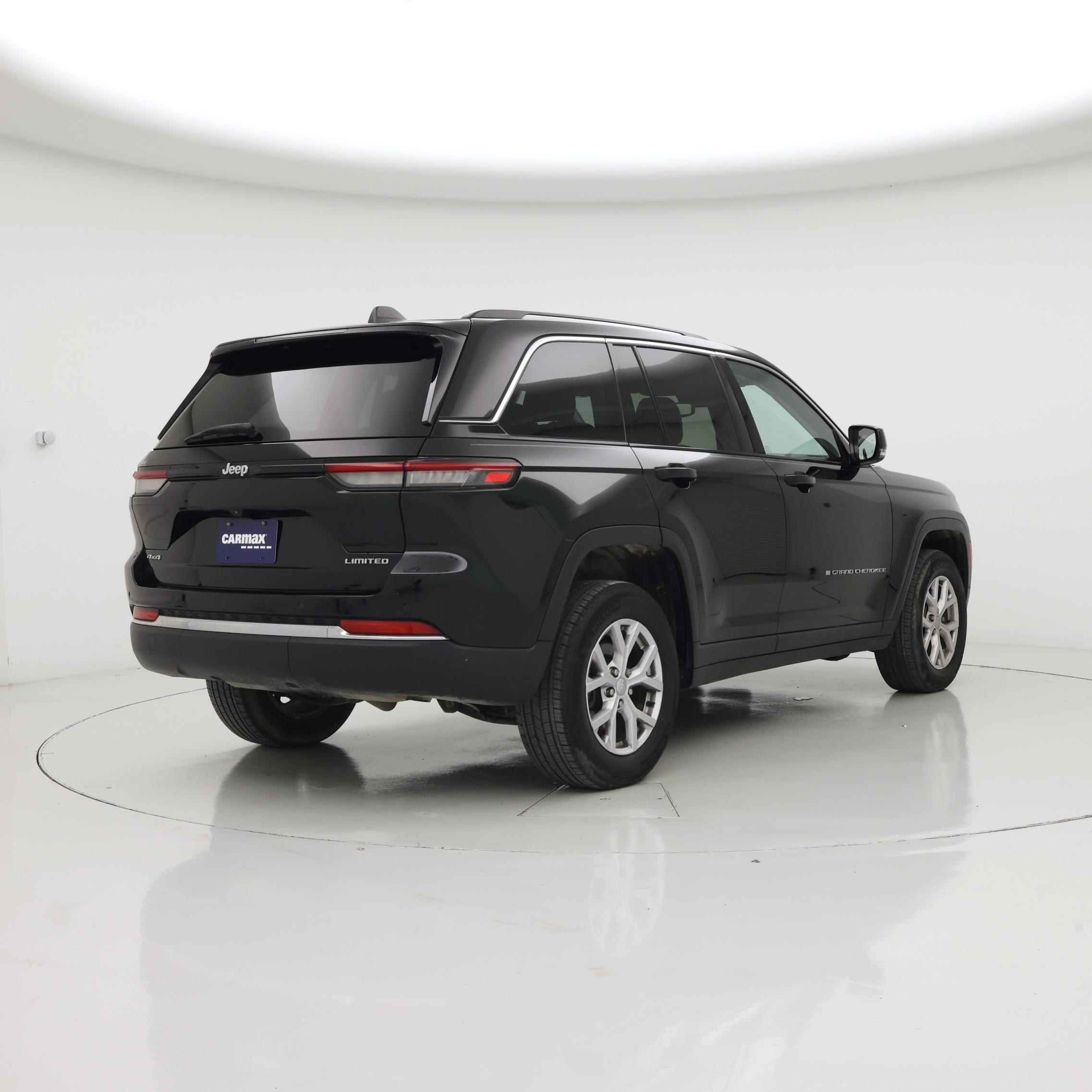 Thumbnail: 2022 Jeep Grand Cherokee - 8