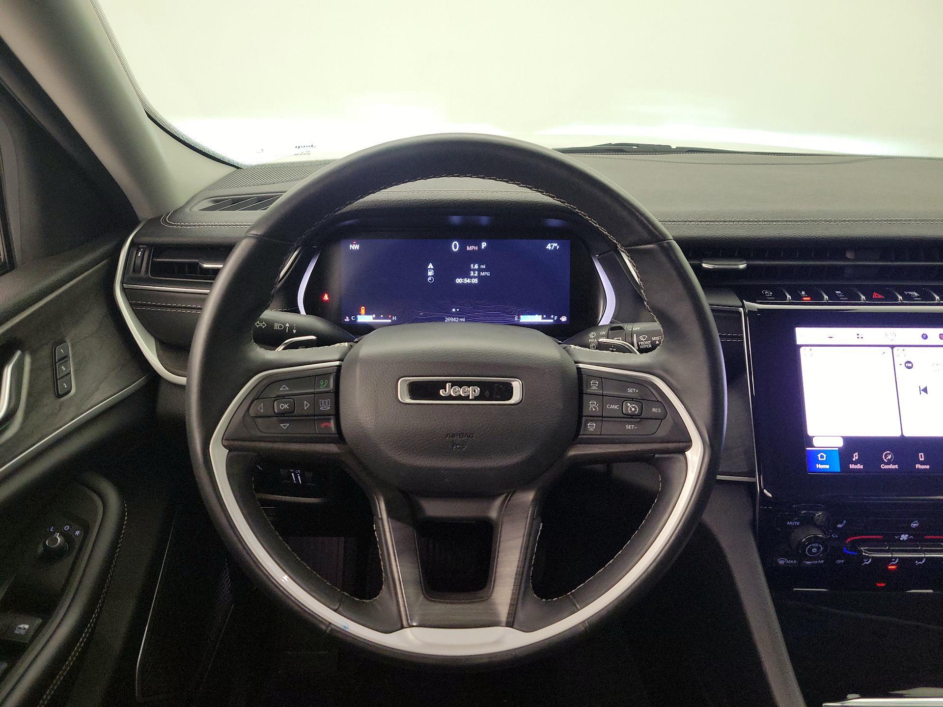 Thumbnail: 2022 Jeep Grand Cherokee - 10