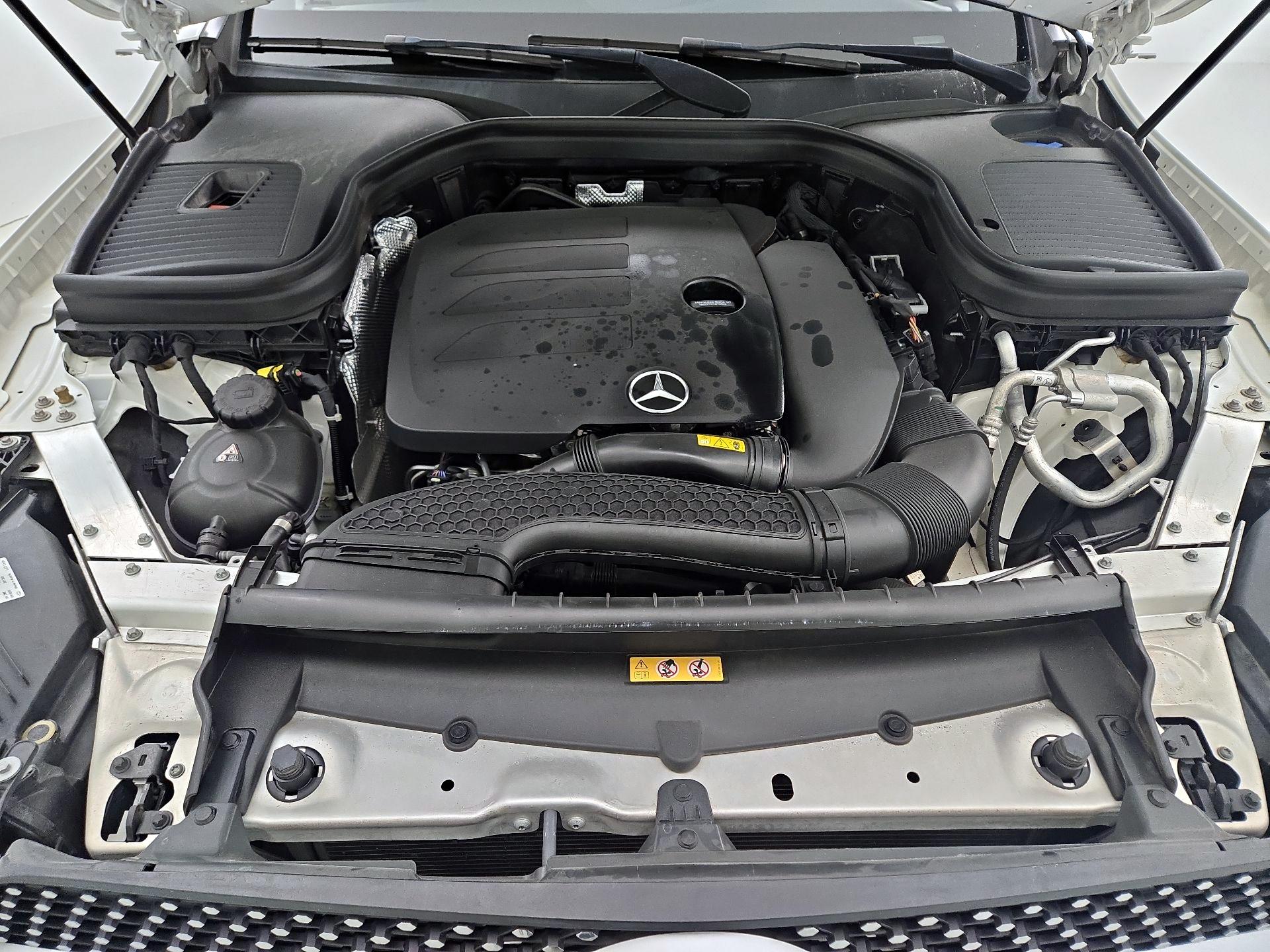 Thumbnail: 2022 Mercedes-Benz GLC - 20
