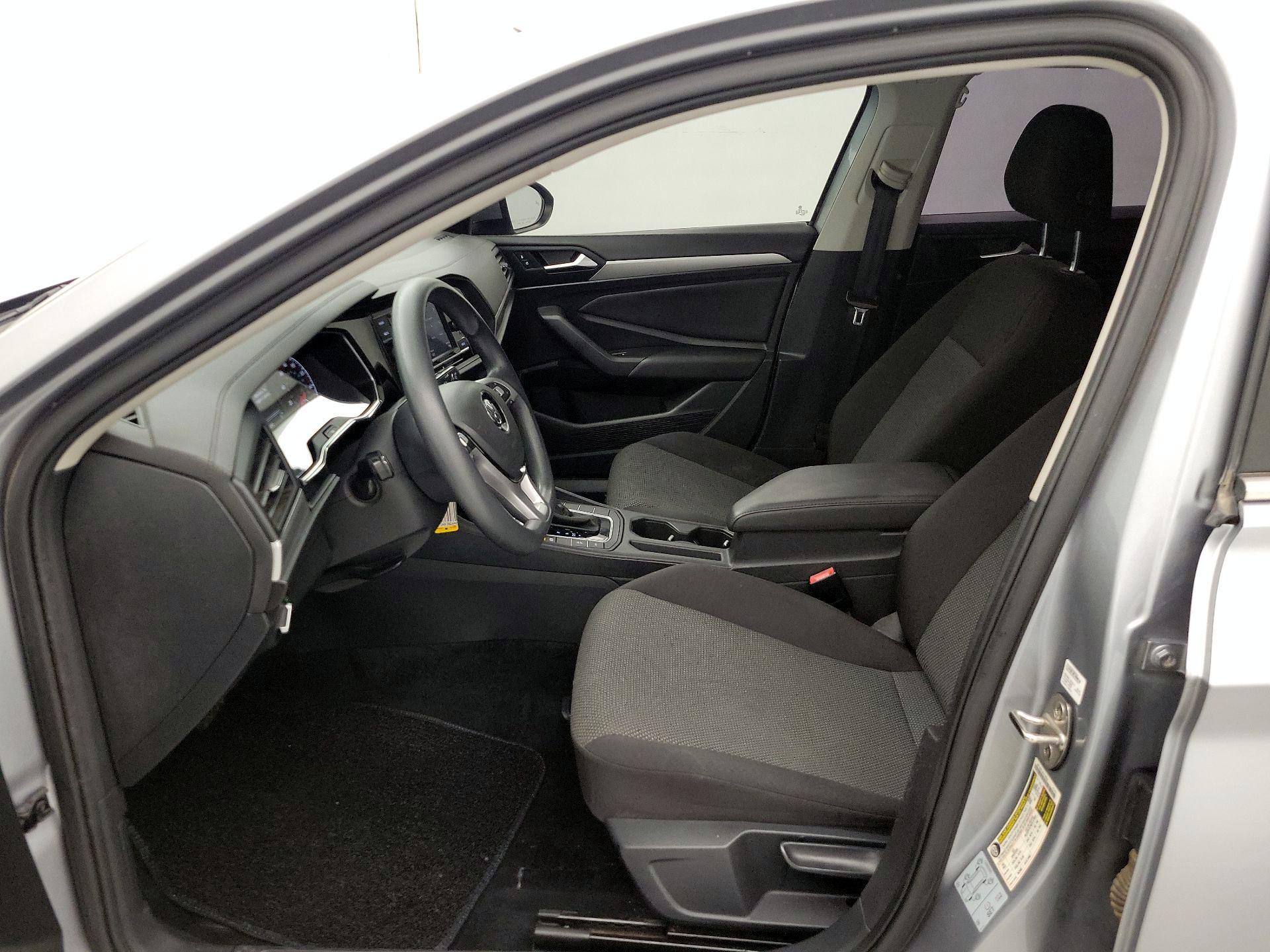 Thumbnail: 2021 Volkswagen Jetta - 11