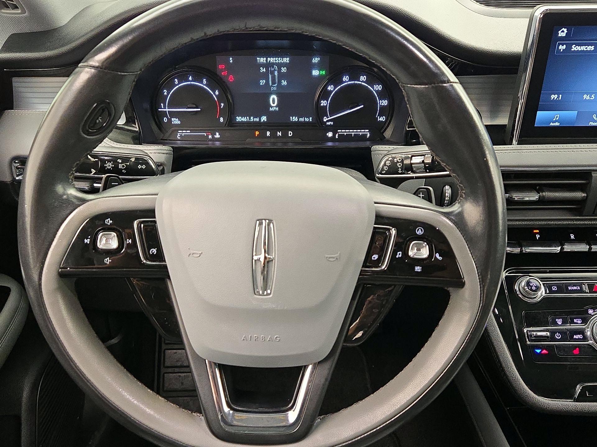 Thumbnail: 2021 Lincoln Corsair - 10