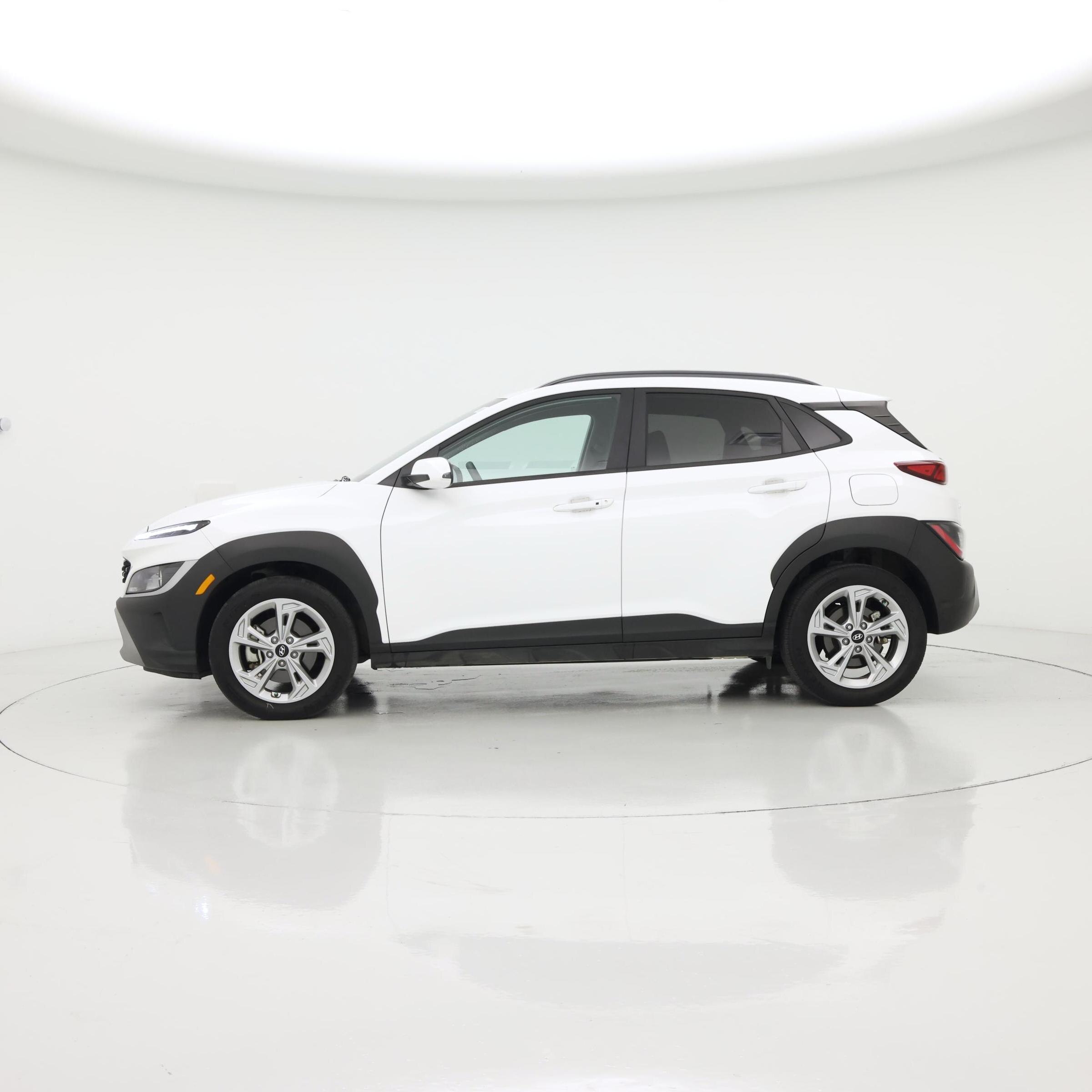 Thumbnail: 2022 Hyundai Kona - 3