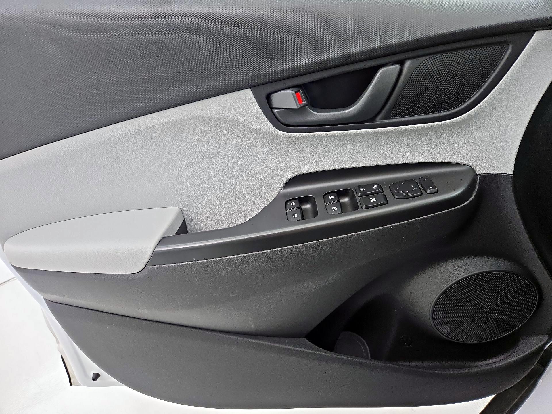 Thumbnail: 2023 Hyundai Kona - 12