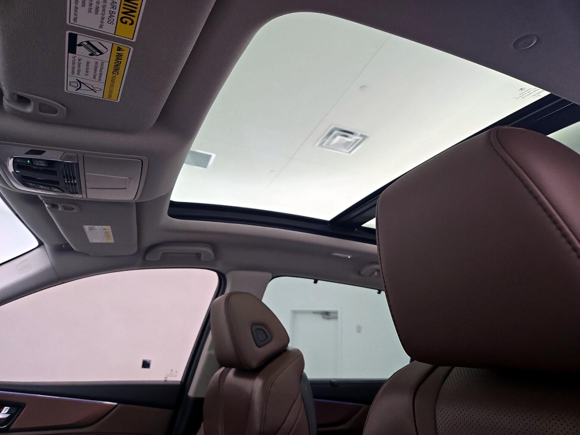 Thumbnail: 2023 Acura MDX - 20