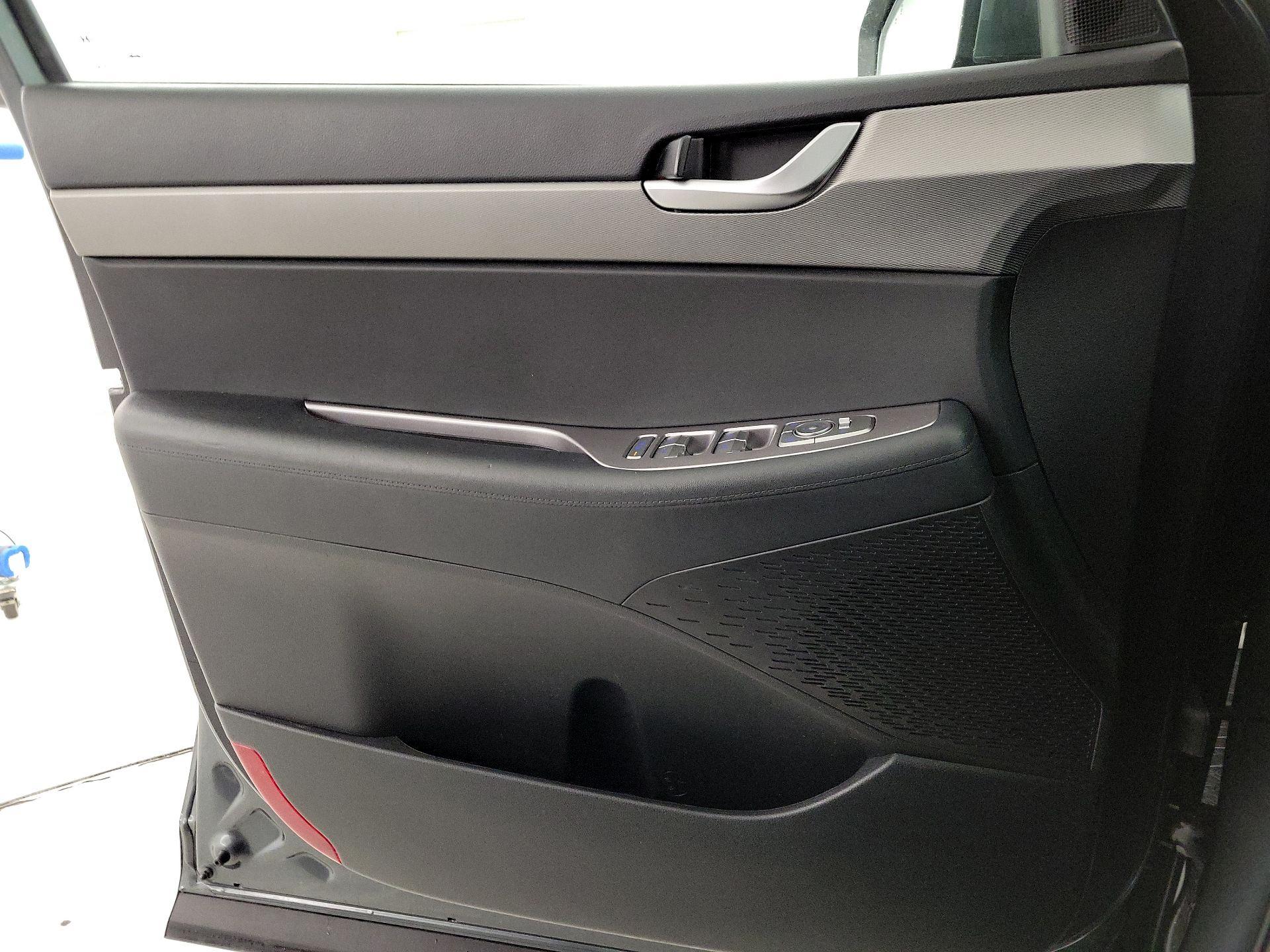 Thumbnail: 2021 Hyundai Palisade - 12