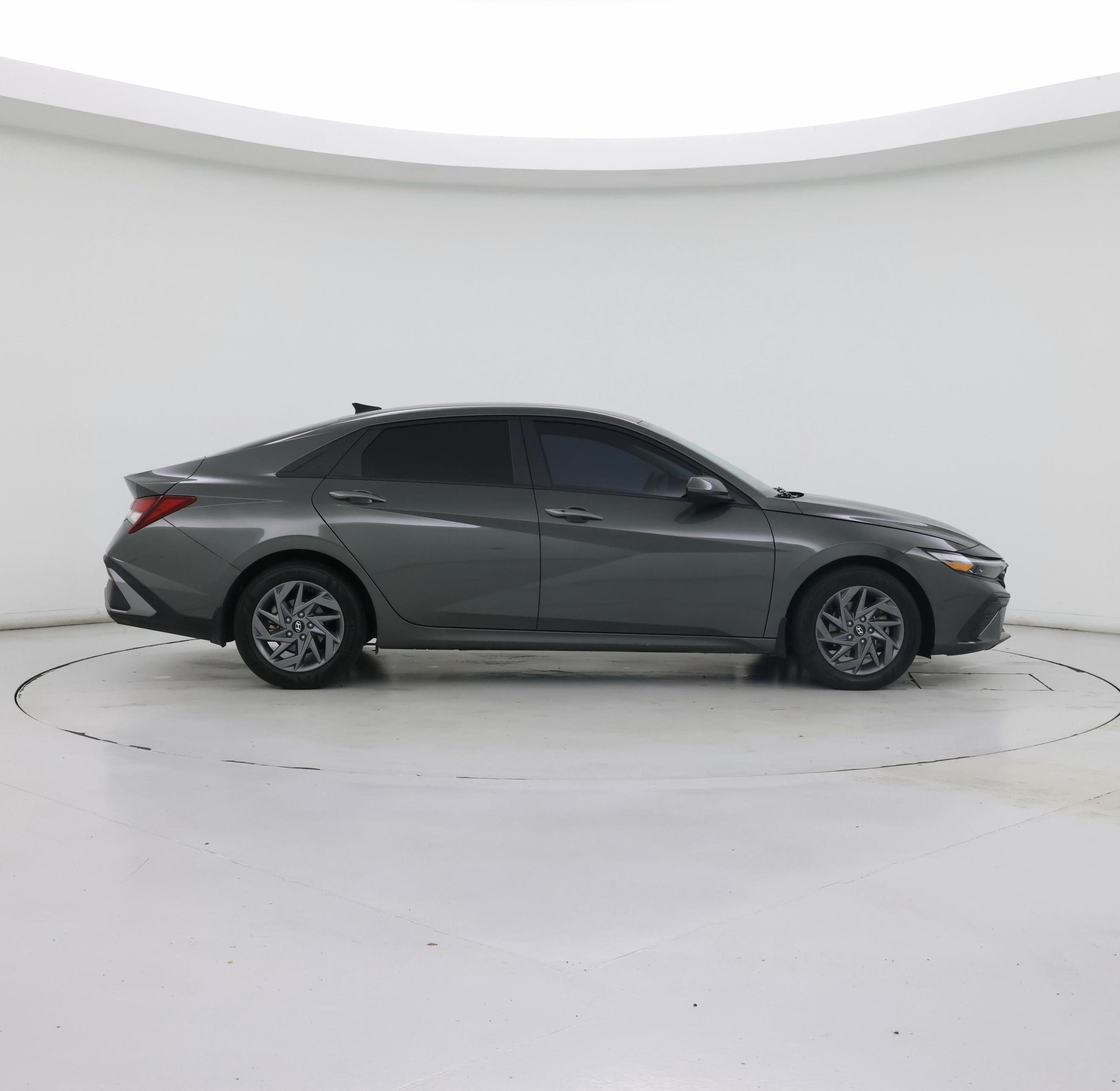 Thumbnail: 2024 Hyundai Elantra - 7