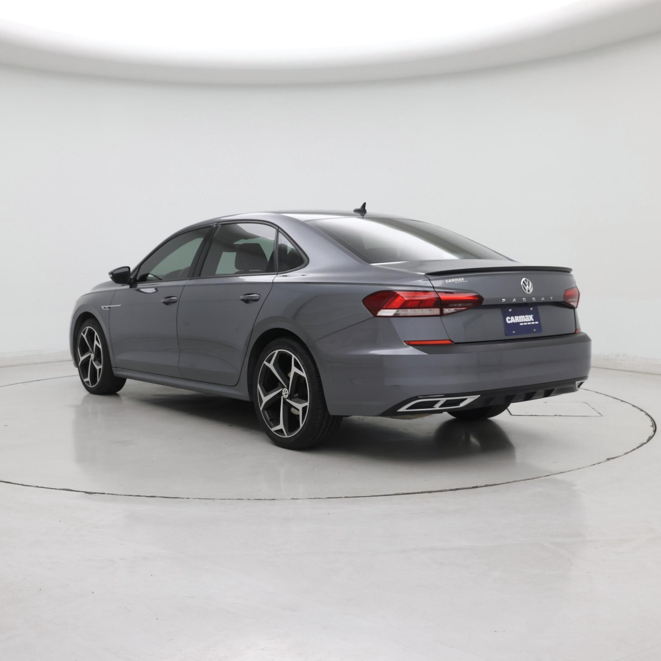 Thumbnail: 2022 Volkswagen Passat - 2